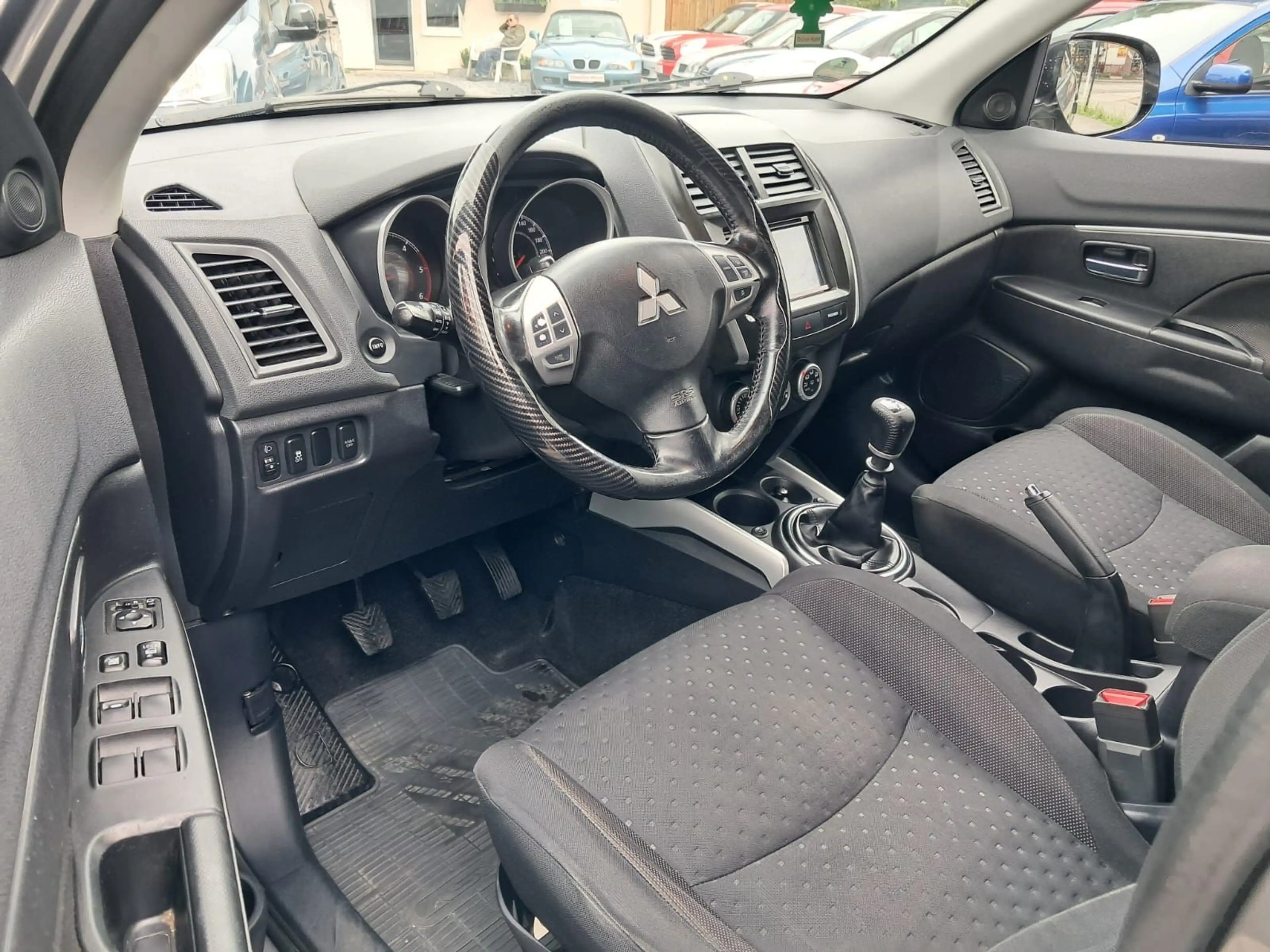 Mitsubishi ASX Intro Edition 2WD — photo 12