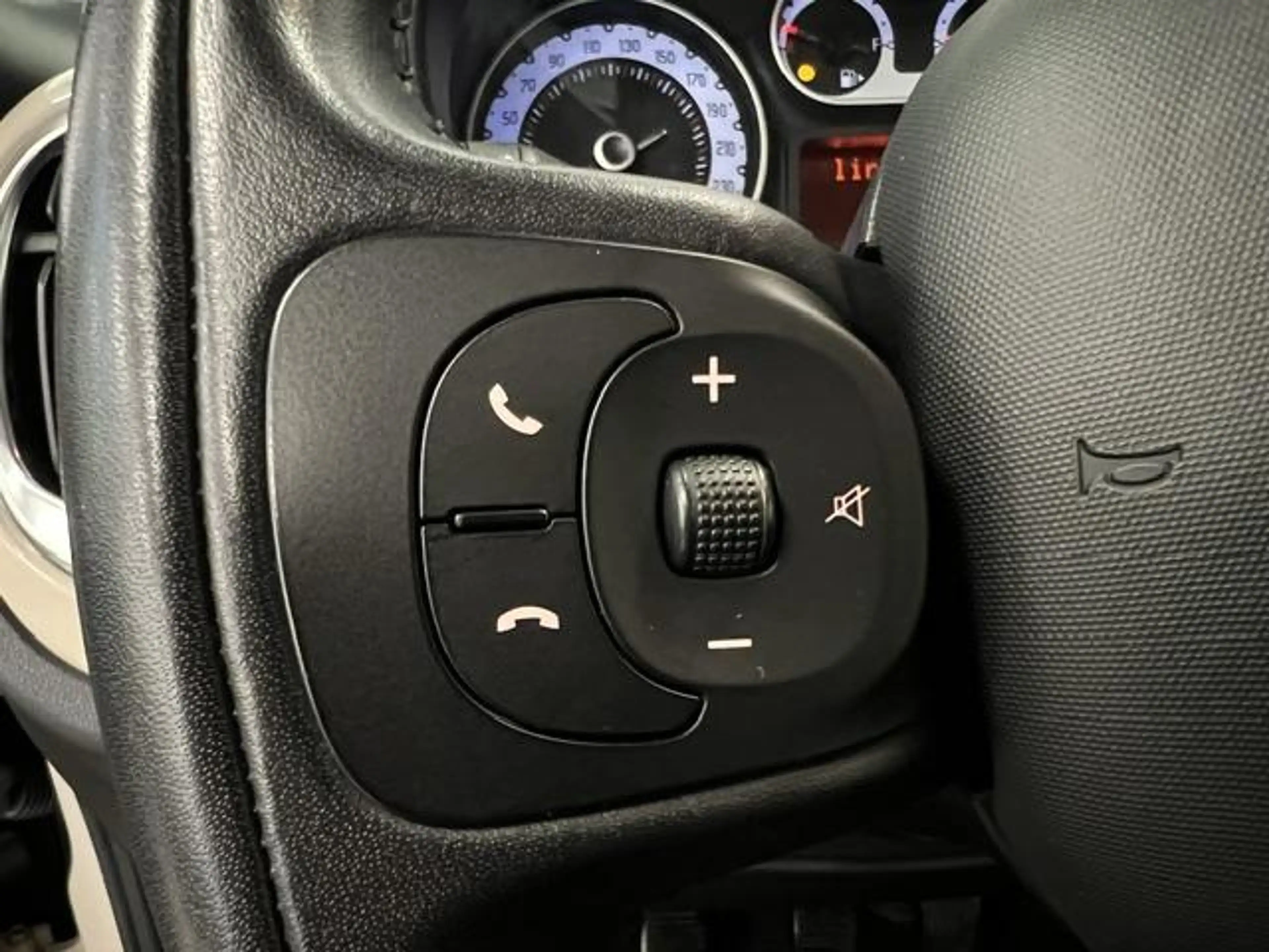 Fiat 500L 0.9 TwinAir Easy Eco Airco / Navigatie / hoge inst — photo 10
