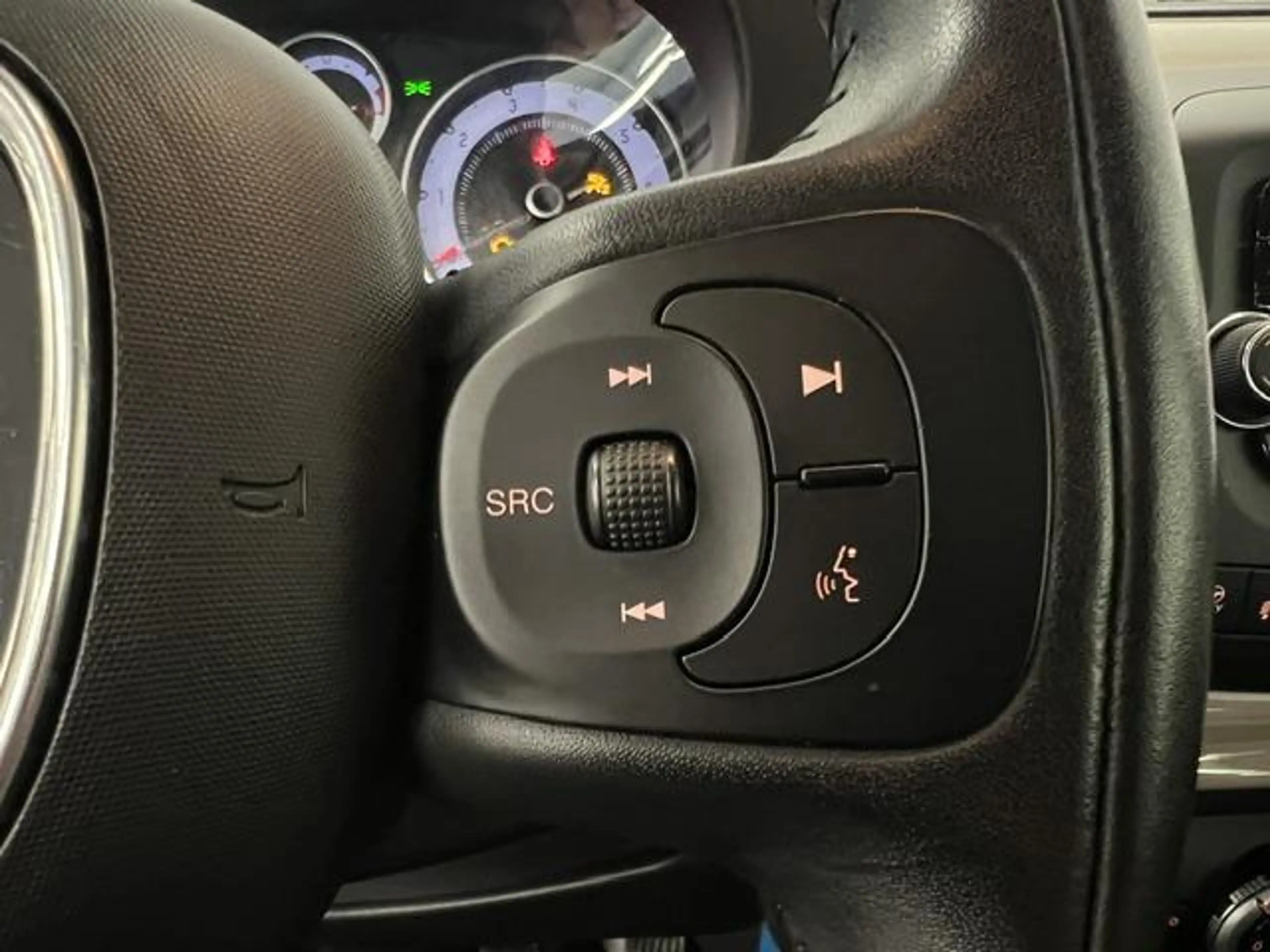 Fiat 500L 0.9 TwinAir Easy Eco Airco / Navigatie / hoge inst — photo 11