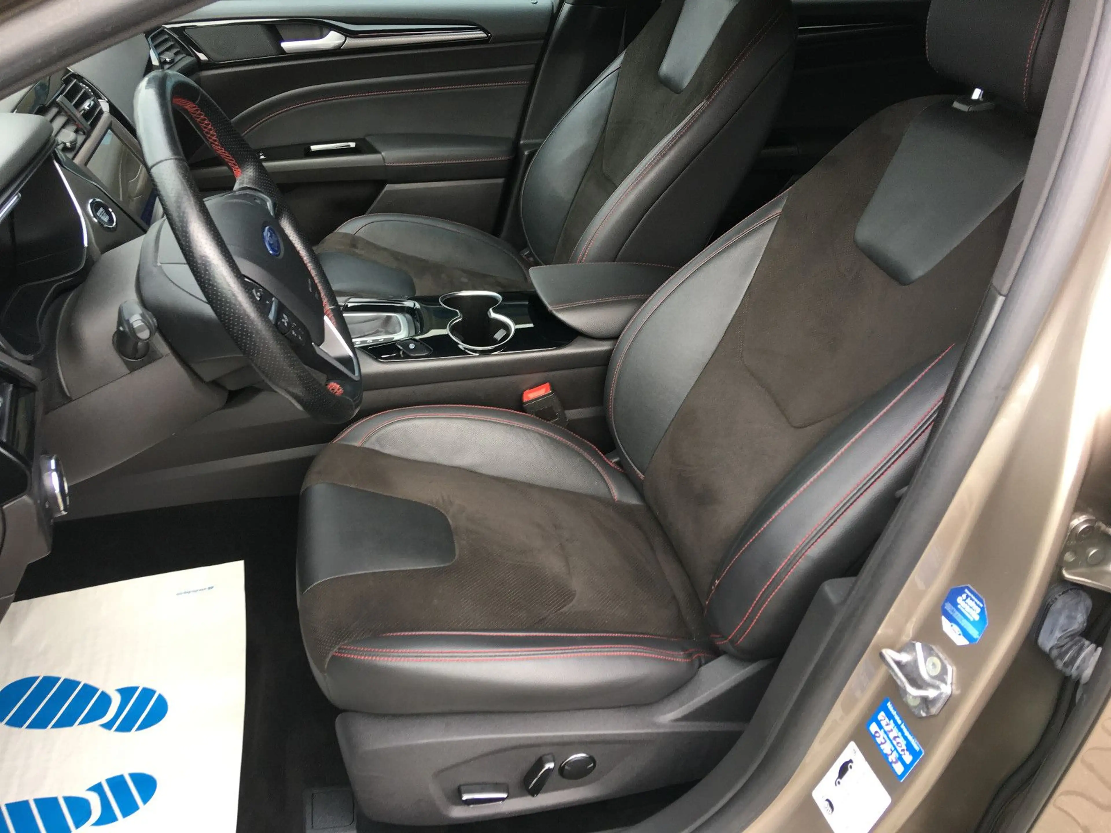 Ford Mondeo Hybrid ST-Line/LED/ACC/Kamera/Totwinkel — photo 15