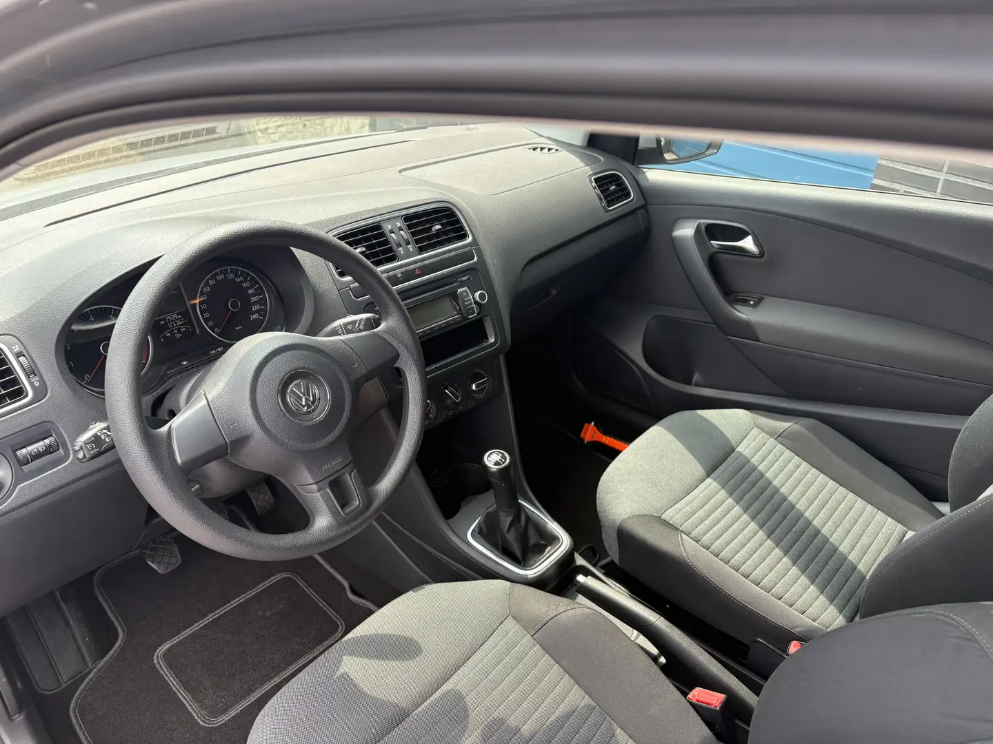 Volkswagen Polo 1.4-16V Comfortline, airco, lmv Szary - 2
