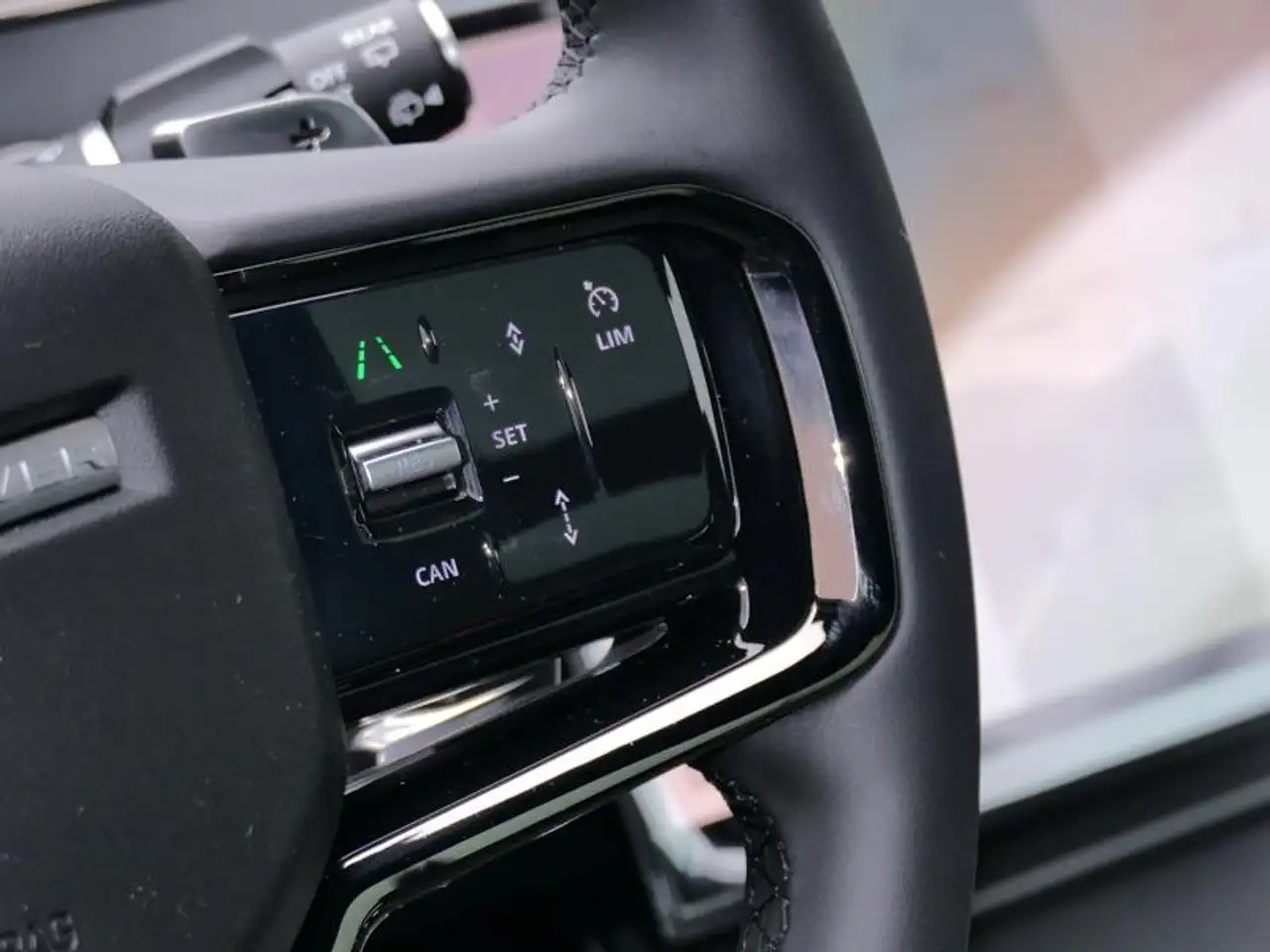 Land Rover Range Rover Evoque 2026 — фото 12