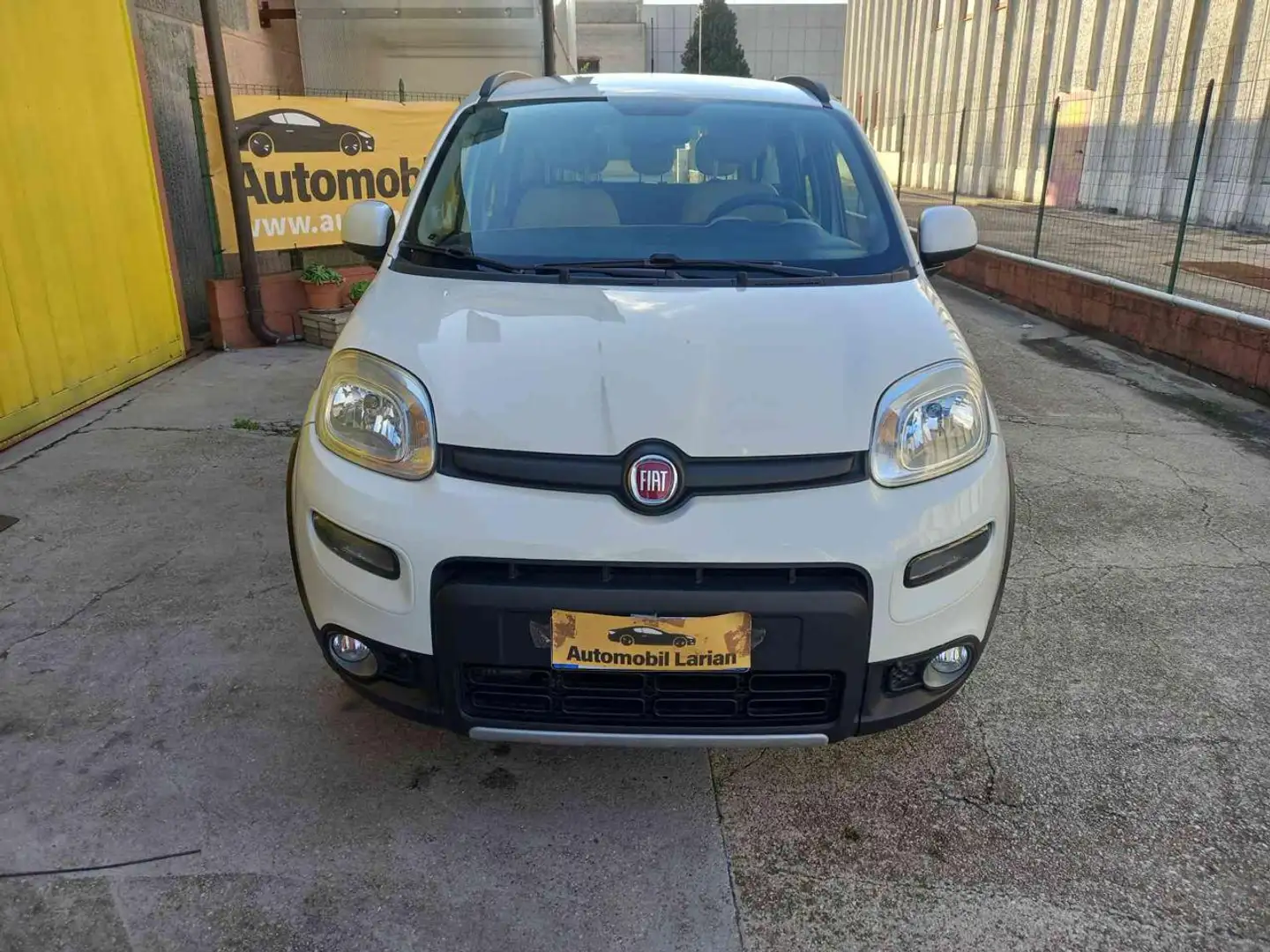 Fiat Panda 0.9 TwinAir Turbo 4x4 NEOPATENTATI Bianco - 2