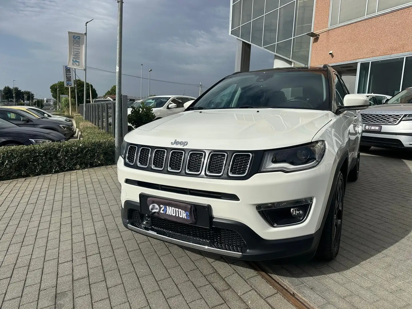 Jeep Compass 1.6 mjt Limited 2wd 120cv my19 Weiß - 2