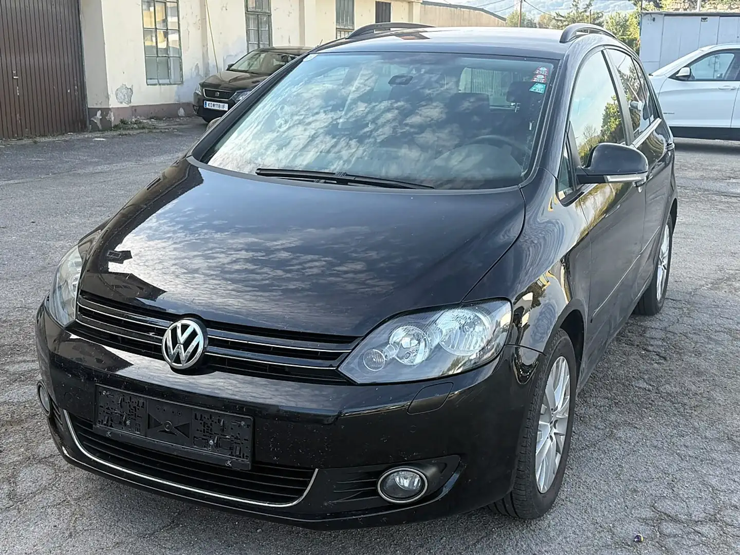 Volkswagen Golf Plus Trendline 1,2 TSI*SHZ*MFL* Schwarz - 1