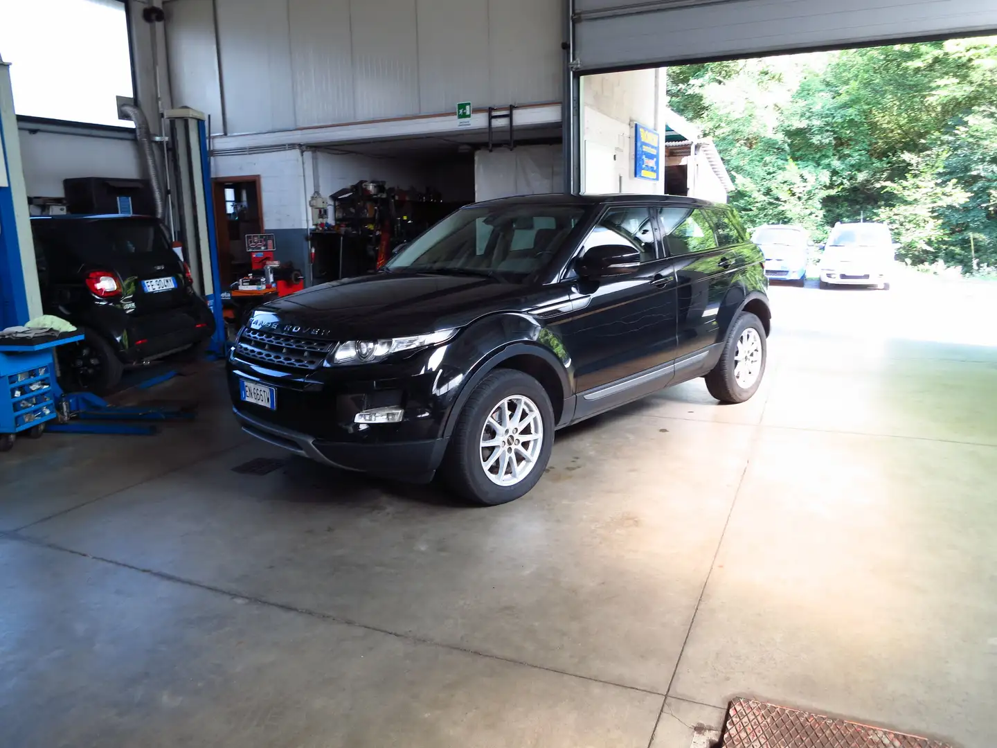 Land Rover Range Rover Evoque Range Rover Evoque 5p 2.2 td4 Pure 150cv Nero - 1