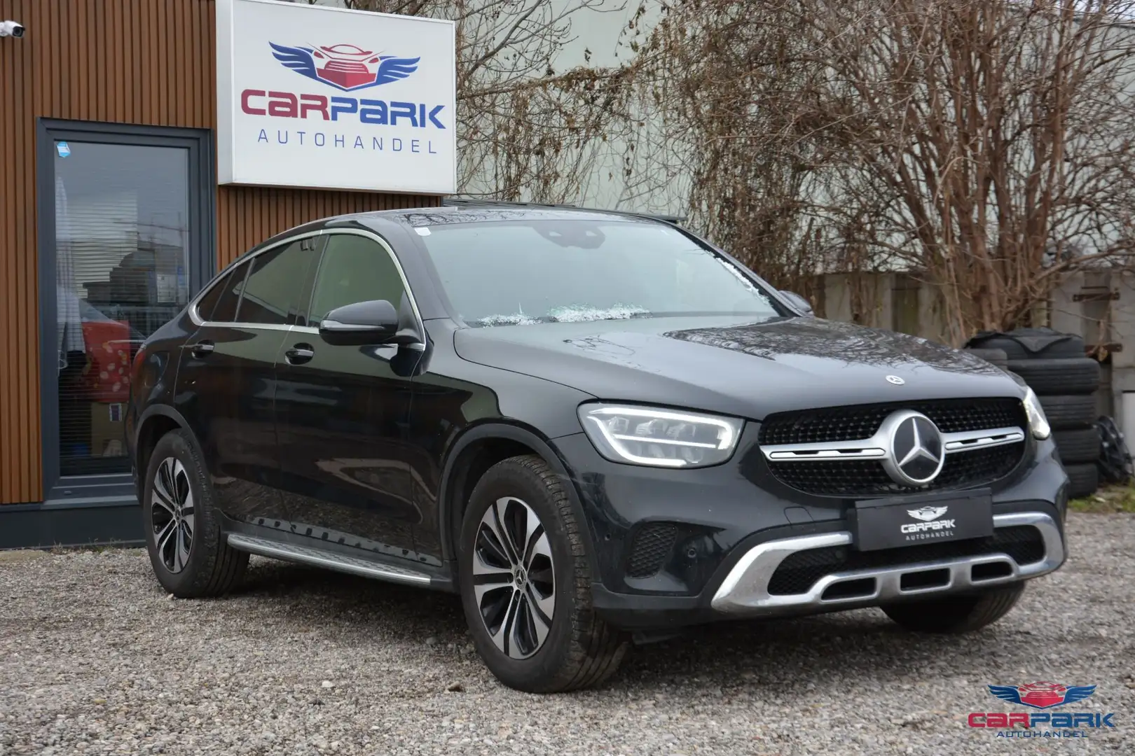 Mercedes-Benz GLC 220 d Coupé 4MATIC Schwarz - 1