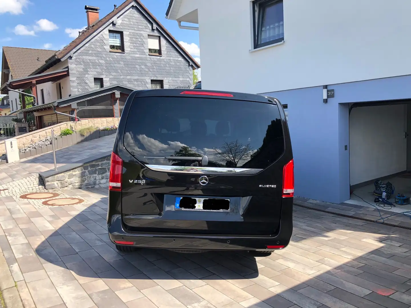 Mercedes-Benz V 250 (BlueTEC) d lang 4Matic 7G-TRONIC Avantgarde Editi Negro - 2