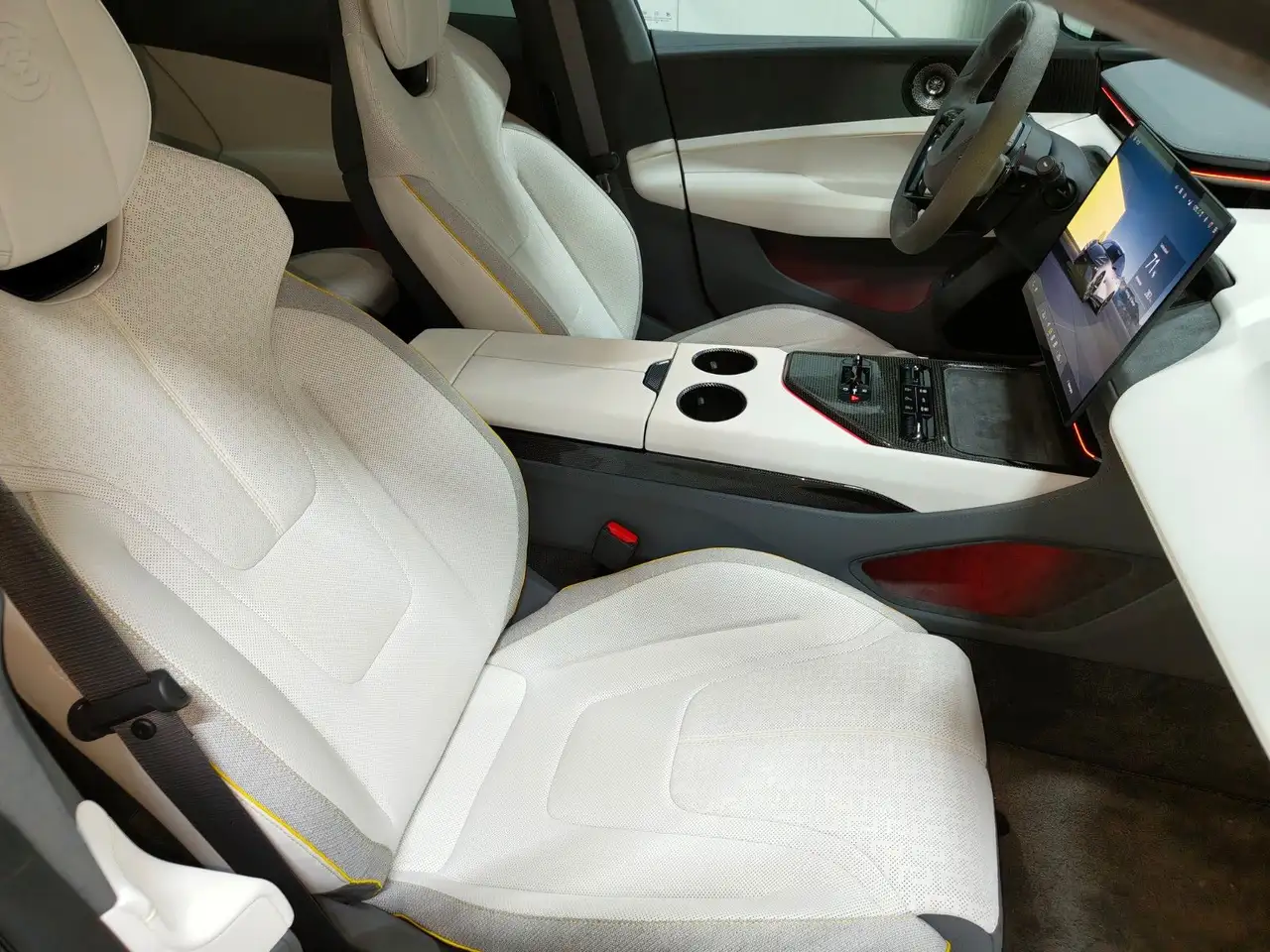 Lotus Emeya 2024