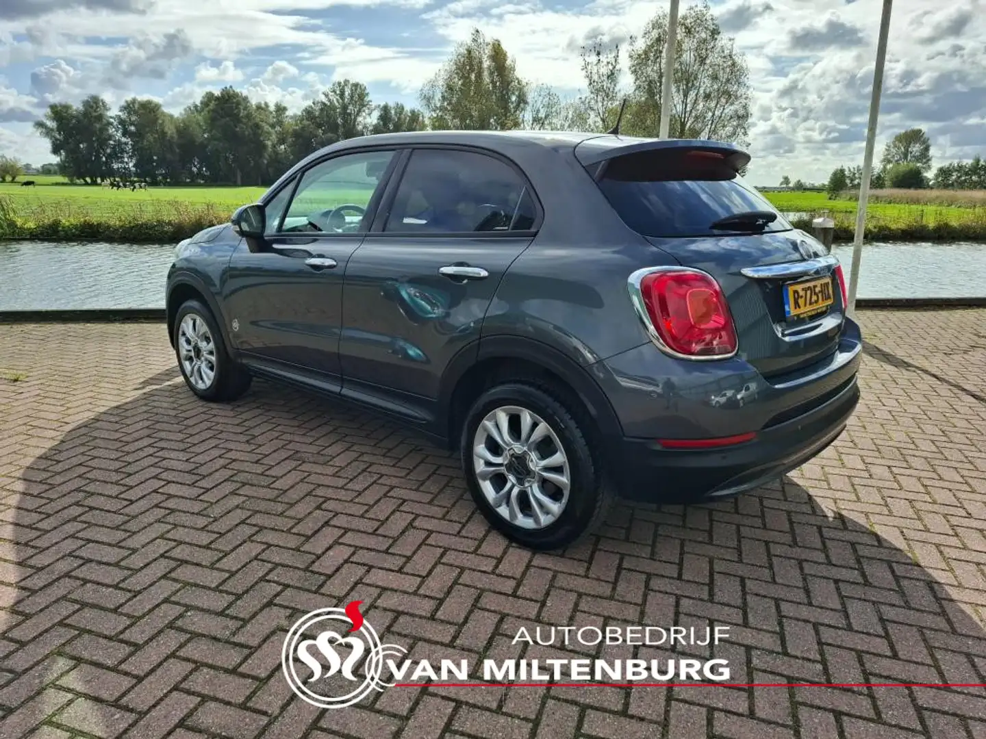Fiat 500X 1.4 Turbo MultiAir PopStar Airco Cruise PDC Grijs - 2