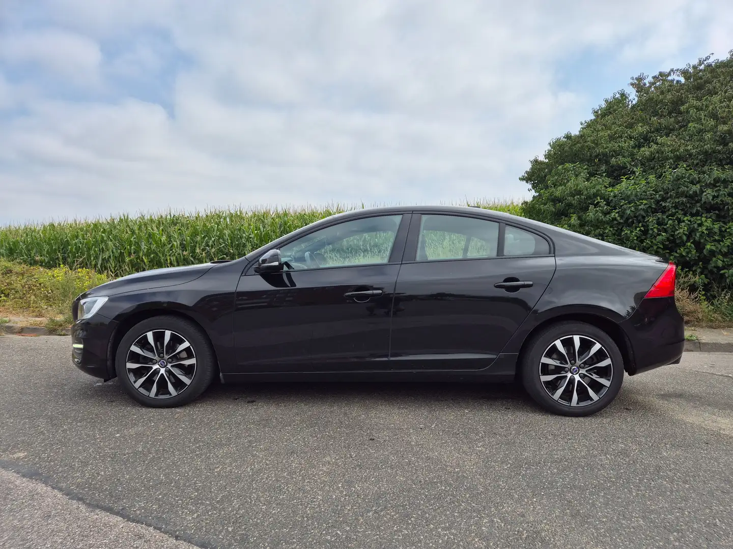 Volvo S60 S60 Diesel D3 Linje Svart Чёрный - 2