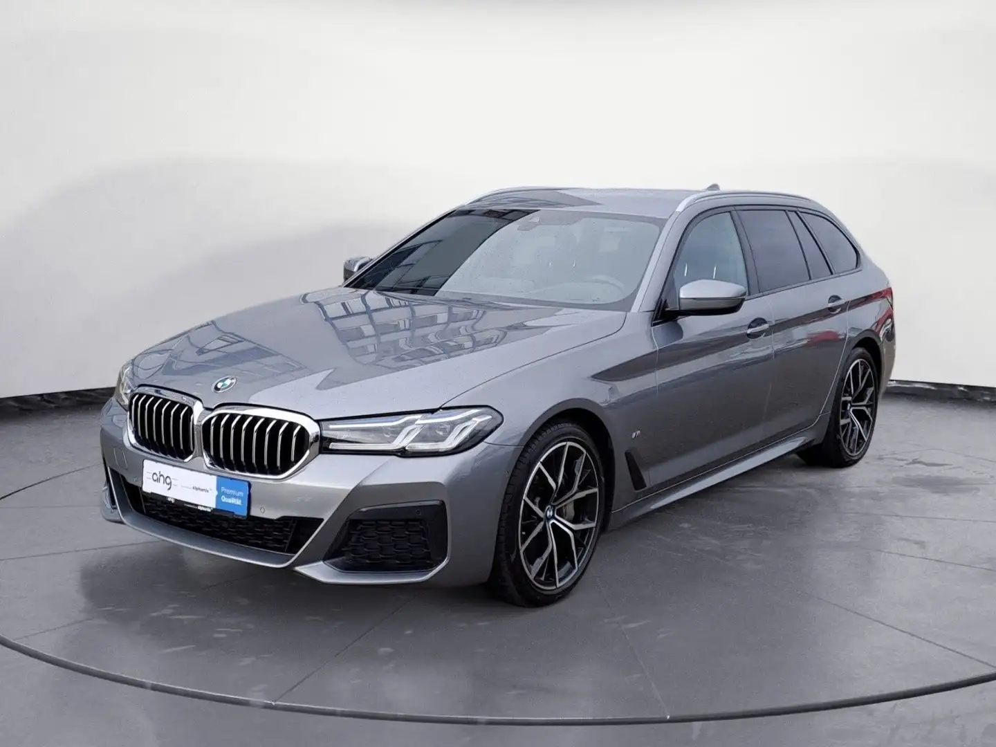 BMW 540 d xDrive Touring M Sportpaket Innovationsp. Grau - 2