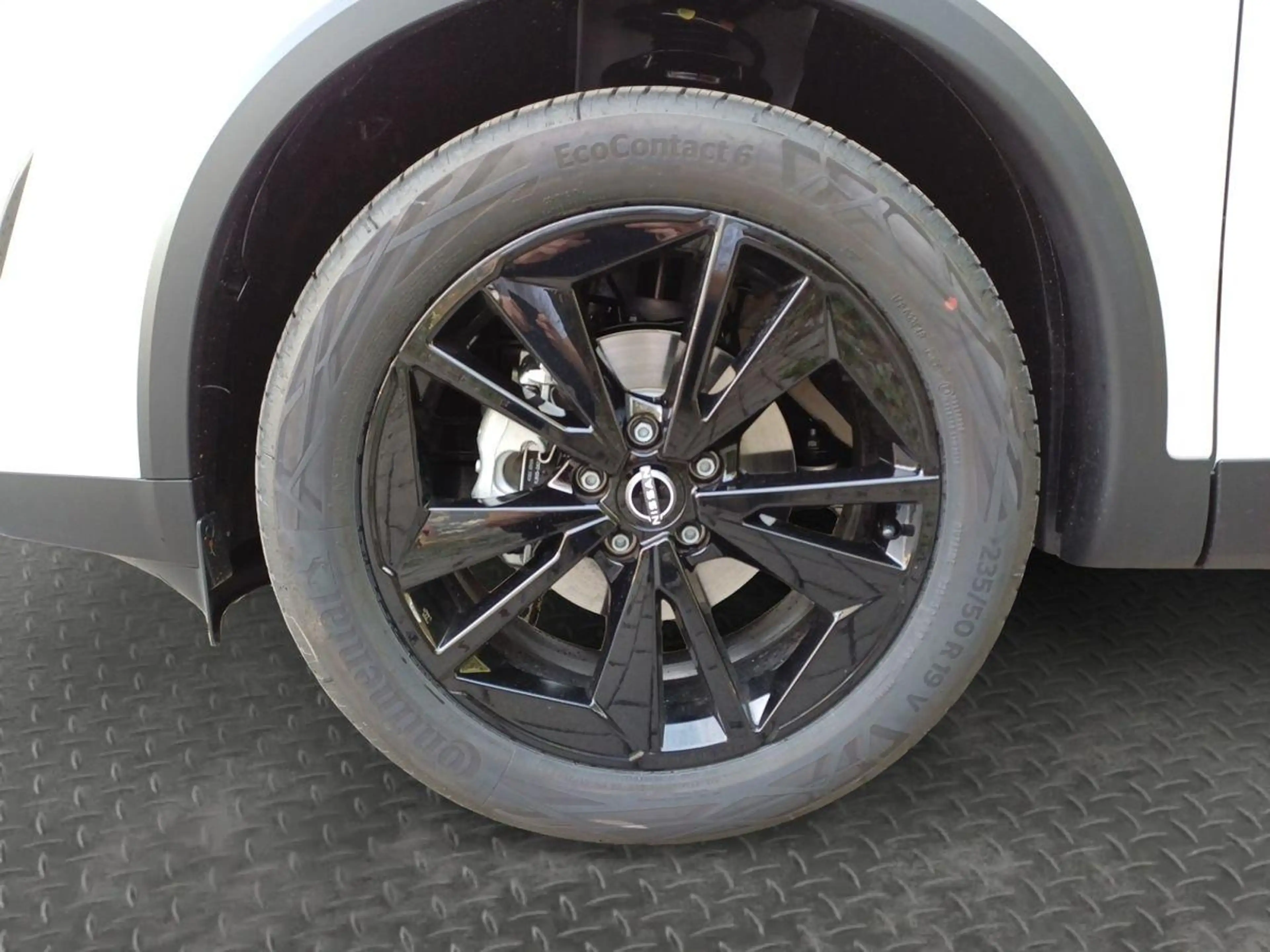 Nissan Qashqai 1.3 DIG-T MHEV 158 PS Xtronic 4x2 Tekna PGD HUD — photo 9
