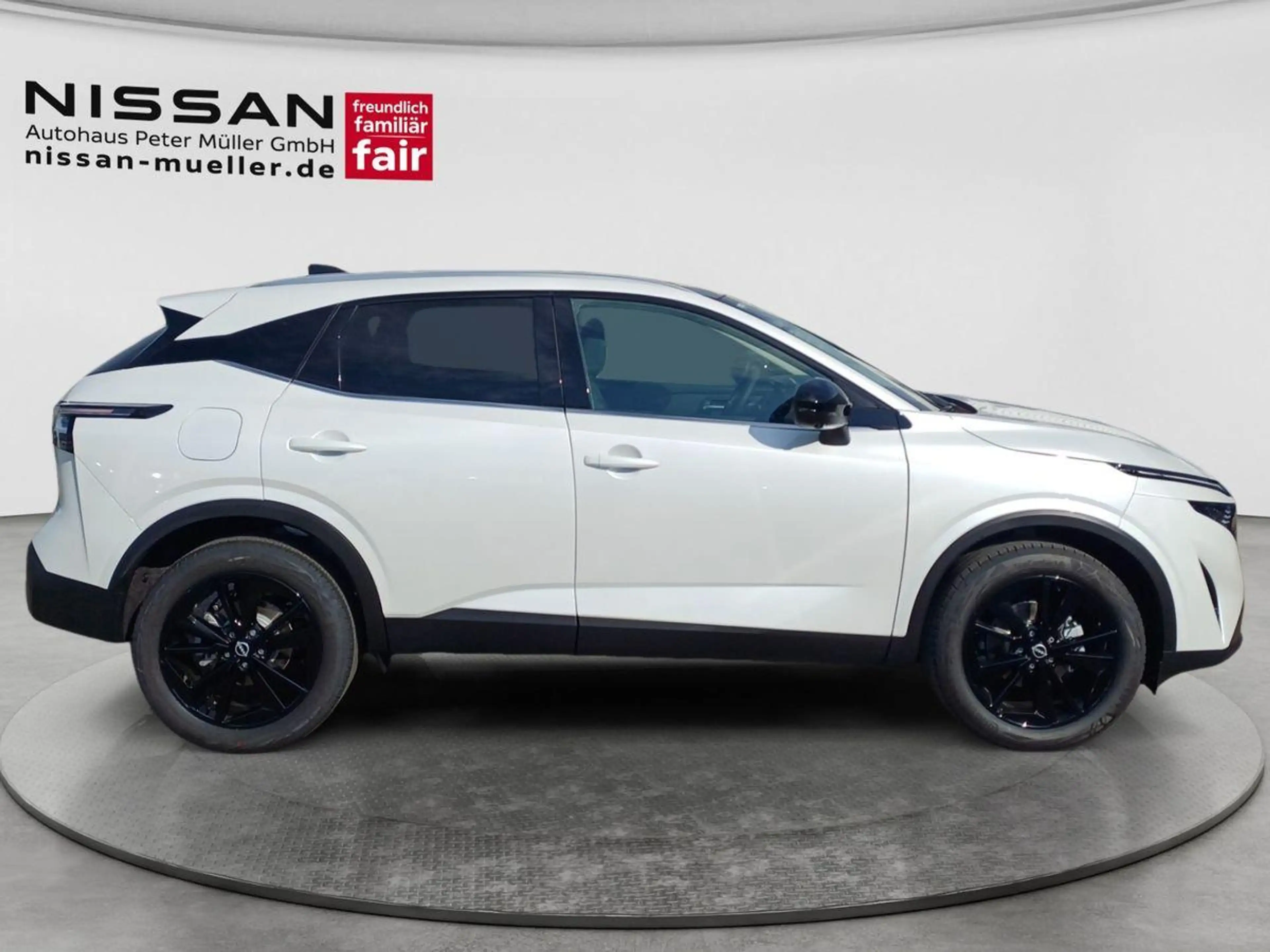 Nissan Qashqai 1.3 DIG-T MHEV 158 PS Xtronic 4x2 Tekna PGD HUD — photo 6