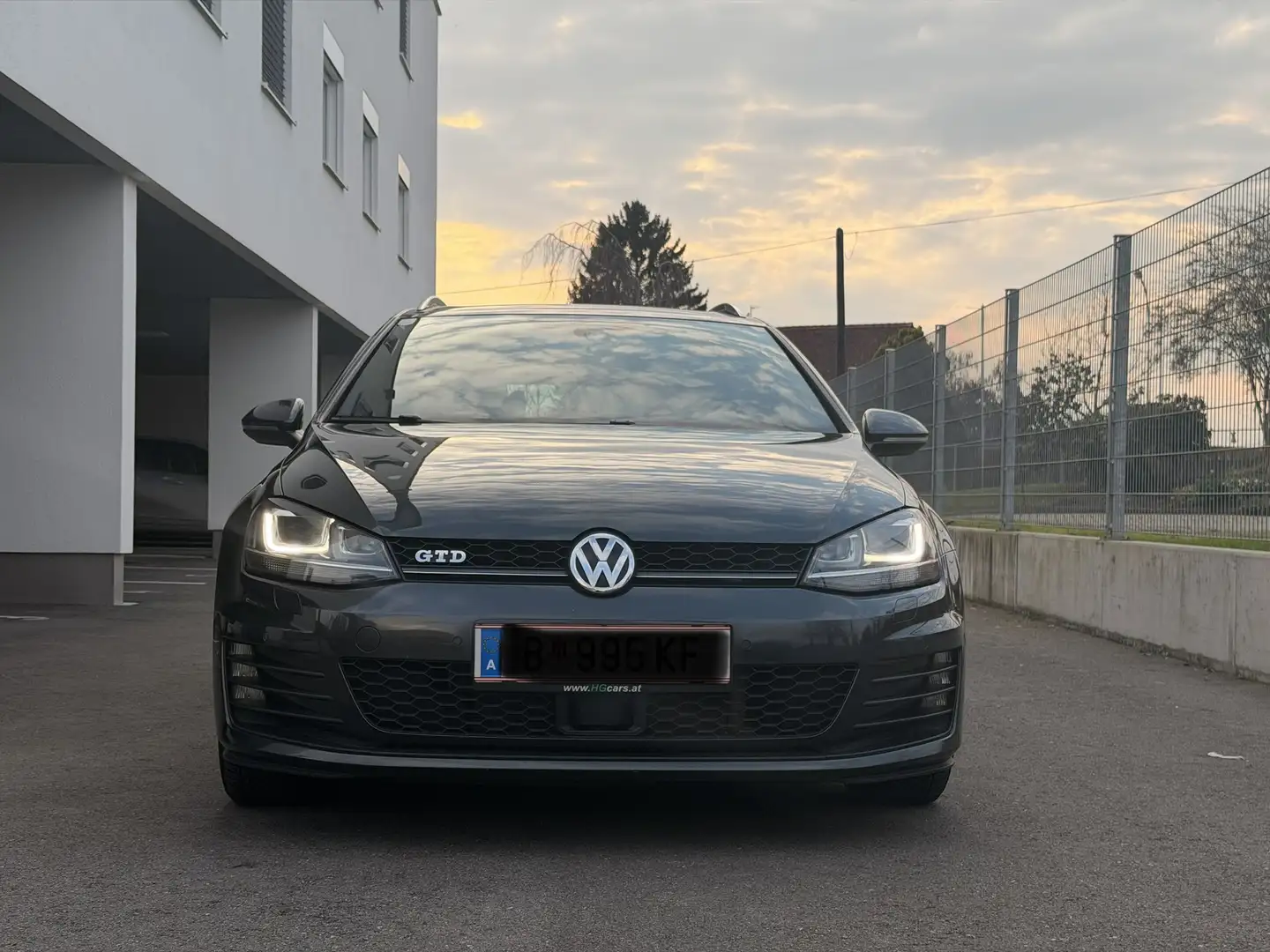 Volkswagen Golf GTD Variant 2,0 TDI DSG - 1