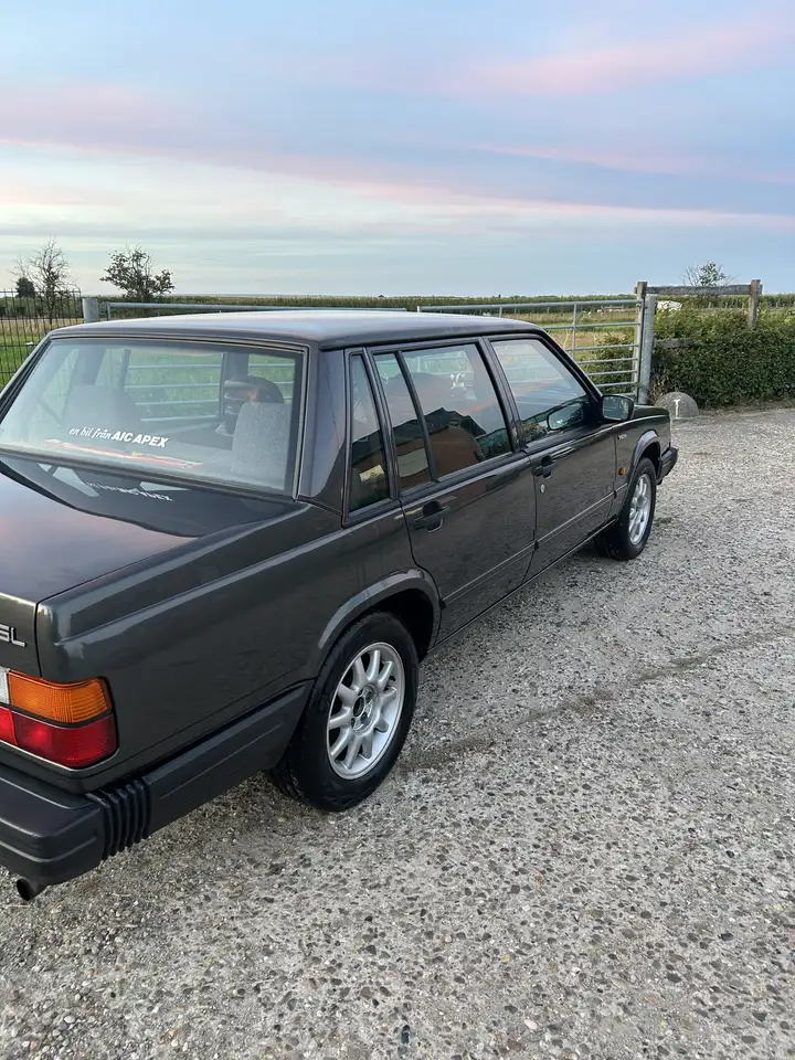 Volvo 740 GL, foto 5
