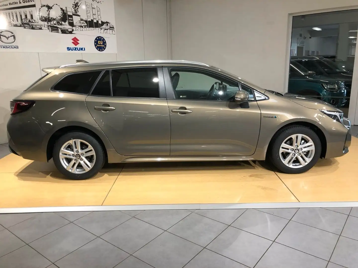 Suzuki Swace COMFORT PLUS*Automatik* Gris - 2