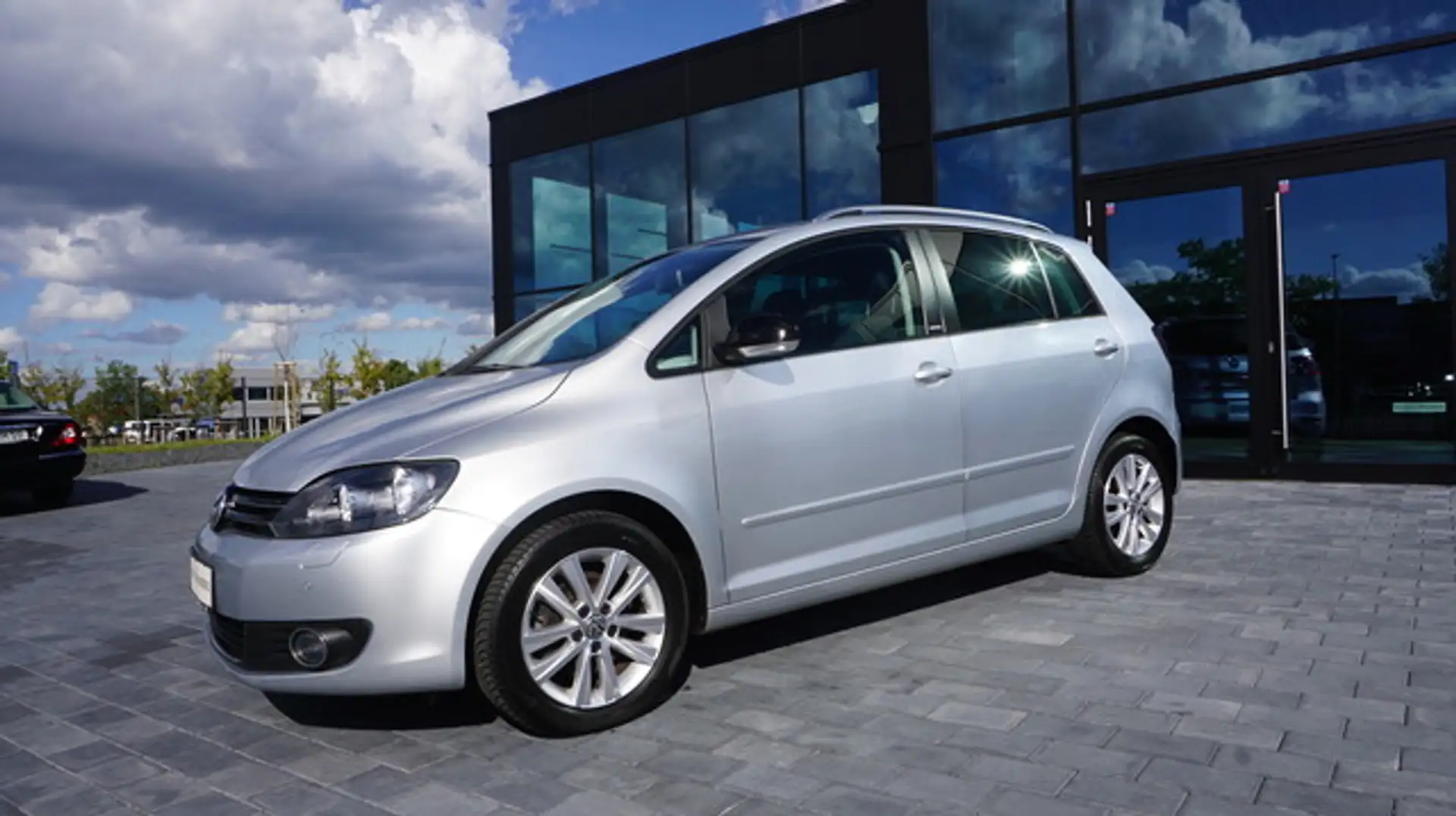 Volkswagen Golf Plus VI AUTOMATIK+SITZHEIZUNG+TEMPOMAT+PDC Style Gris - 2