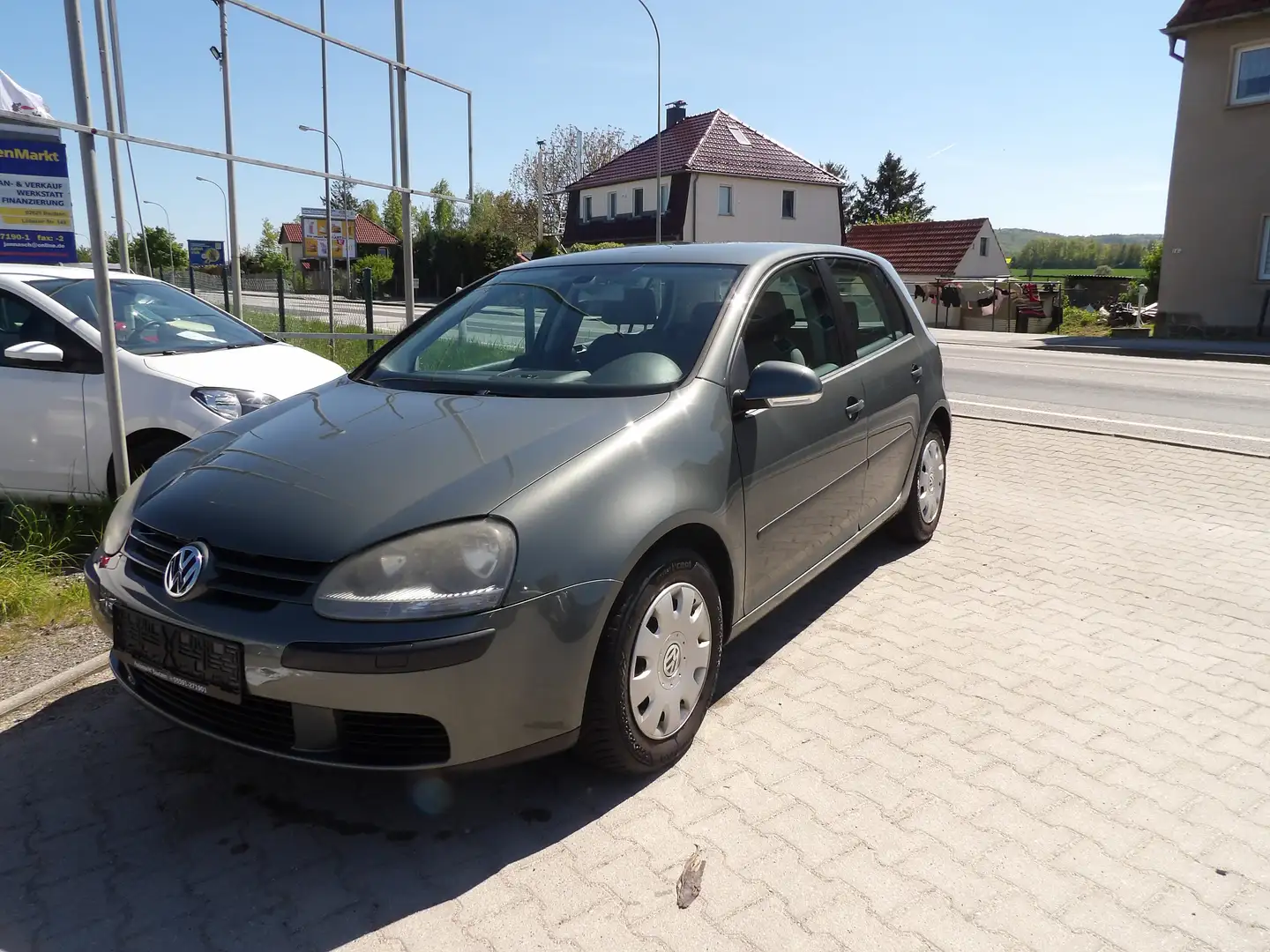 Volkswagen Golf 1.6 Comfortline Klima HU AU Neu Argent - 2