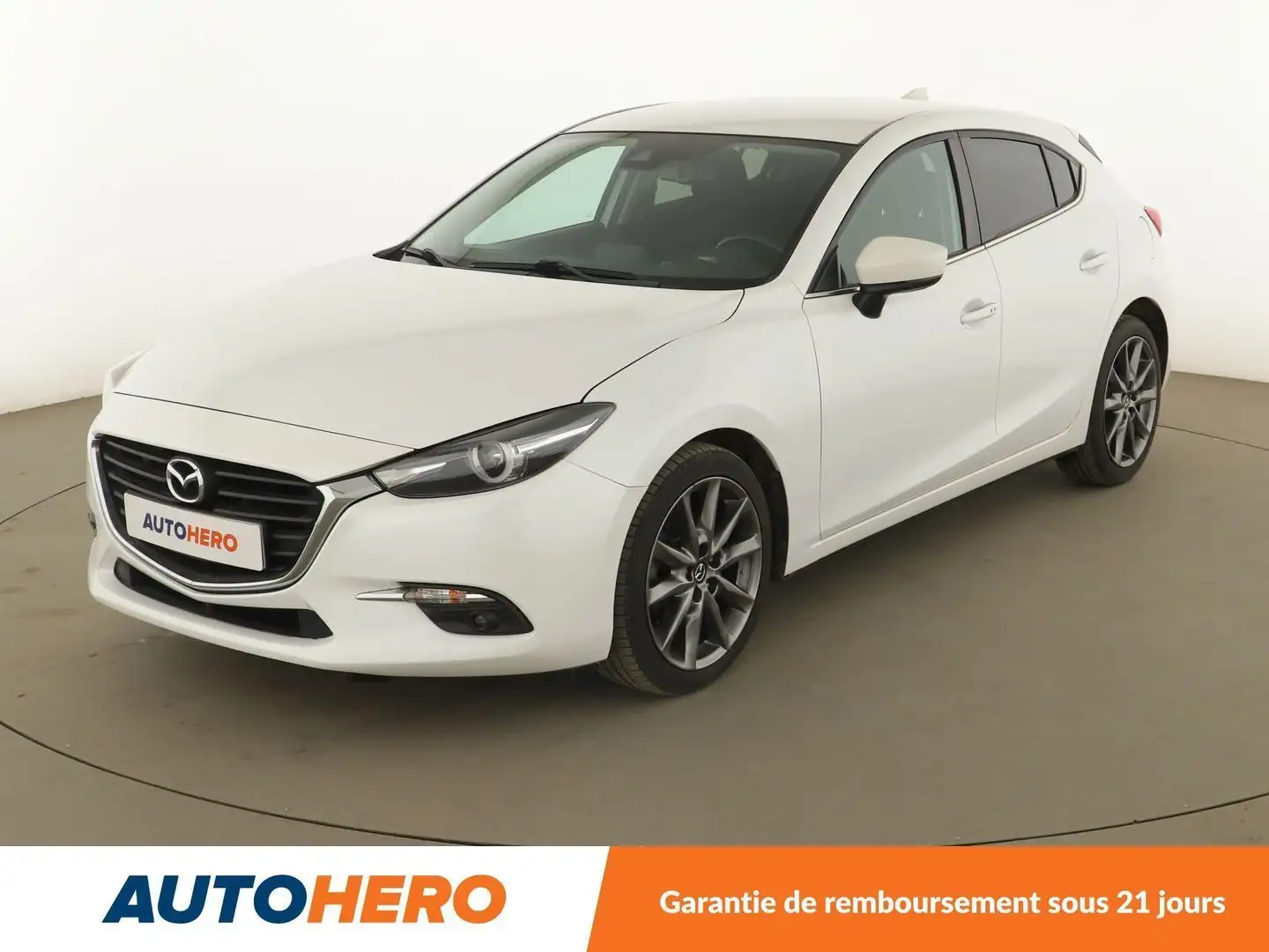 Mazda 3 2.0 Skyactiv-G Signature Skyactiv-Drive Blanc - 1
