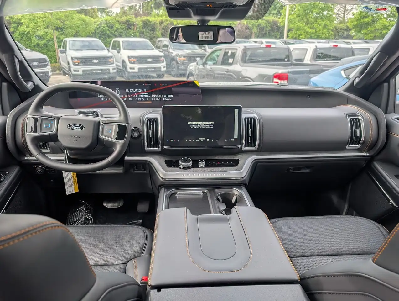 Ford Expedition снимка Ford Expedition