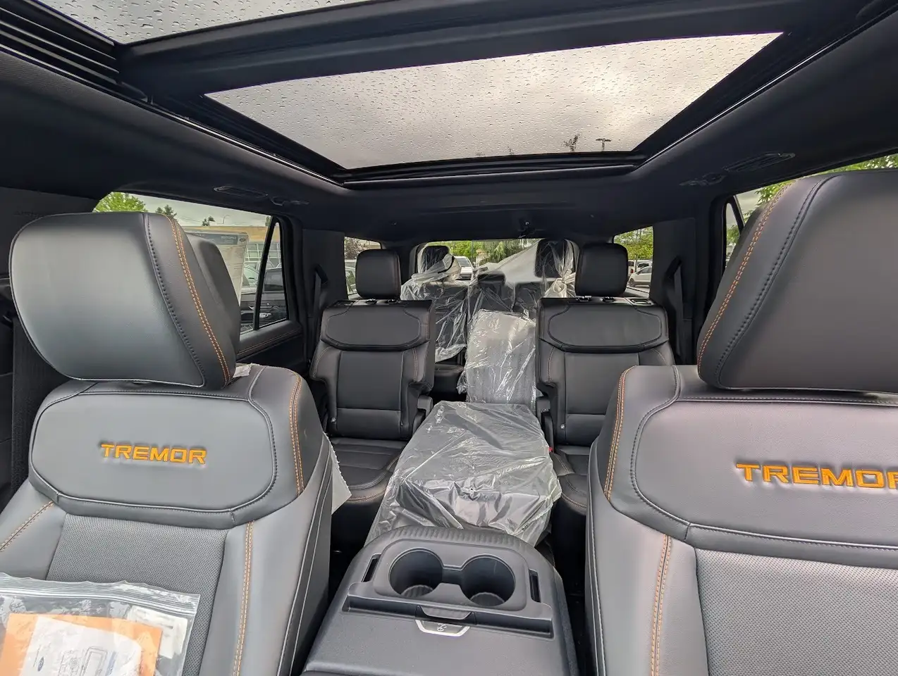 Ford Expedition снимка Ford Expedition