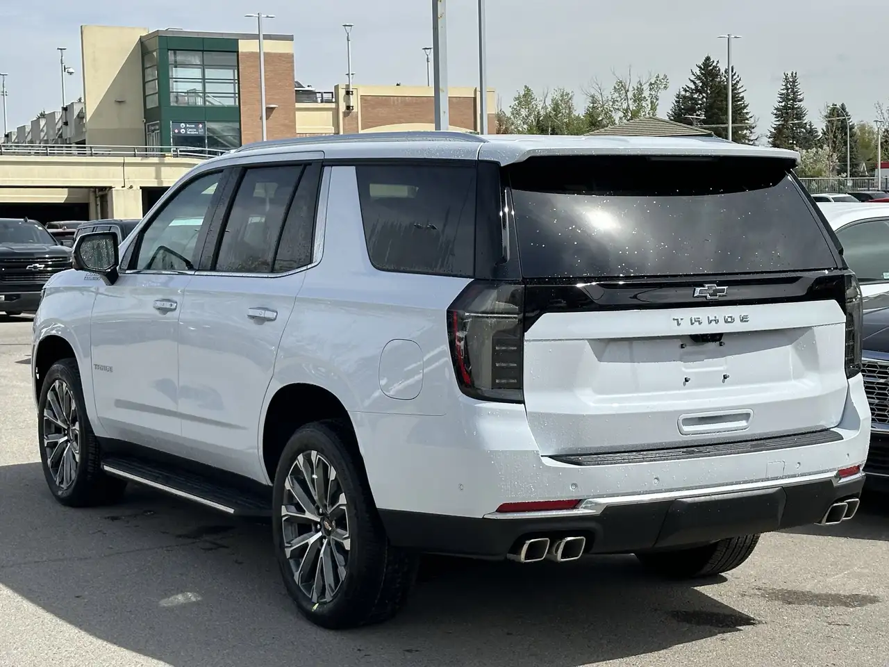 Chevrolet Tahoe снимка Chevrolet Tahoe