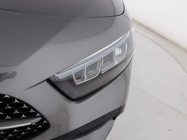 Mercedes-Benz A-Class view 8