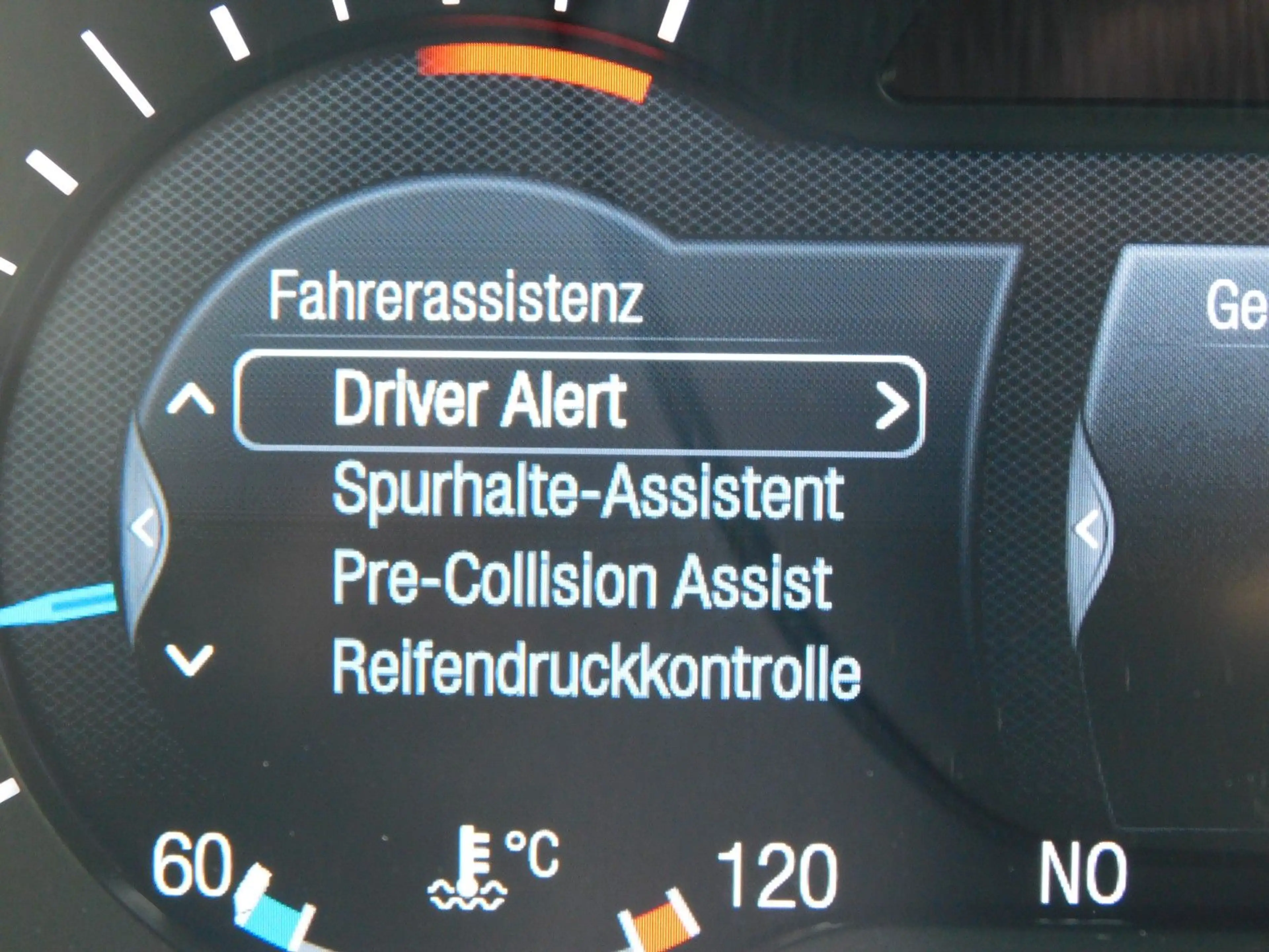 Ford Mondeo MONDEO Turn. TDCI VIGNALE *****+ACC+eAHK+PanoSD+ — photo 8