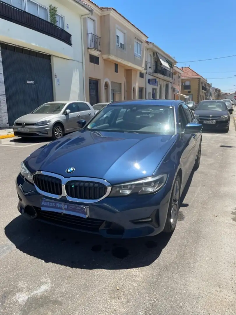 BMW 320 320dA Blau - 2