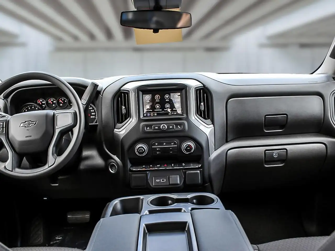 Chevrolet Silverado 1500 снимка Chevrolet Silverado 1500