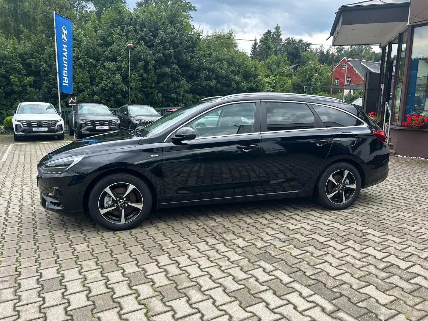 Hyundai i30 Edition Plus-Navi-LED Grijs - 2