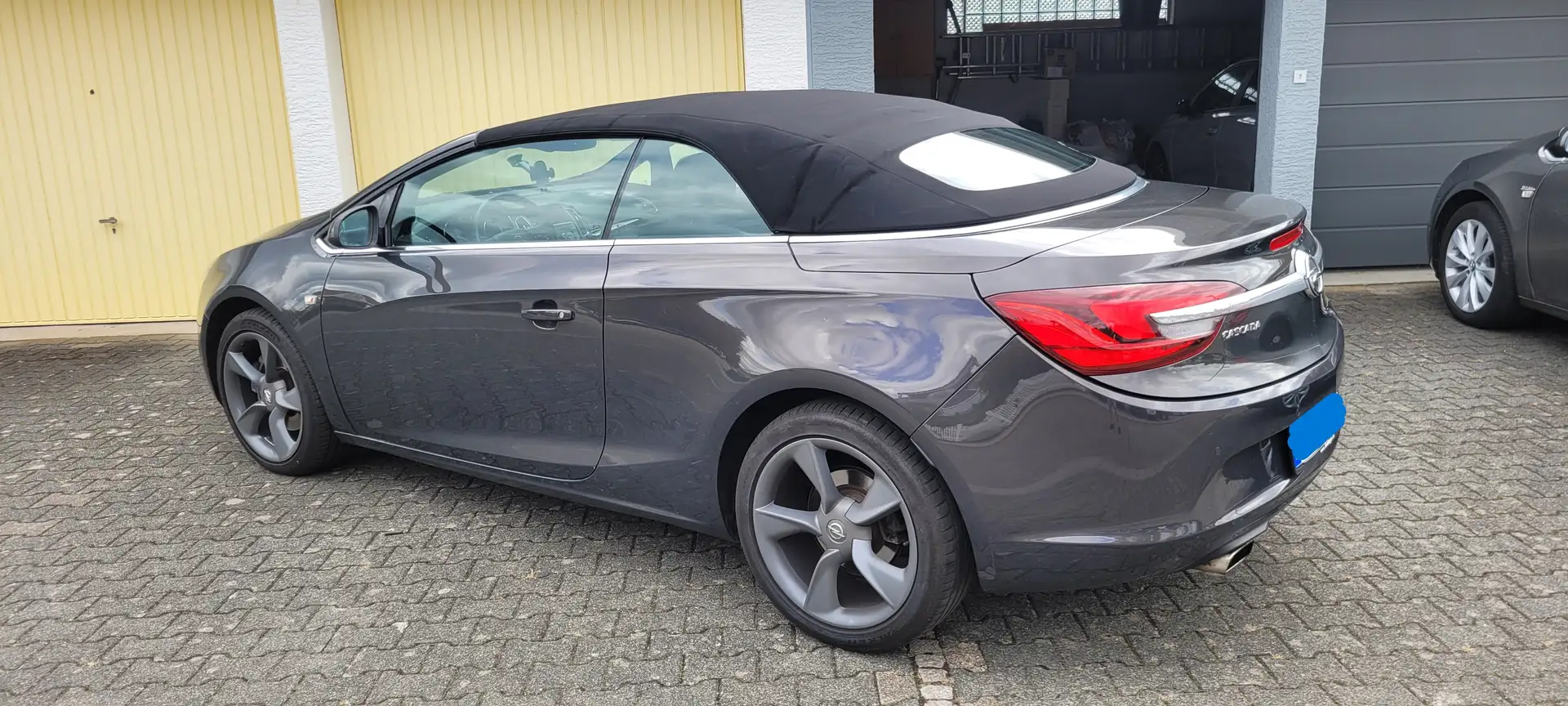Opel Cascada Cascada 1.4 Turbo (ecoFLEX) Start/Stop Edition Grau - 2