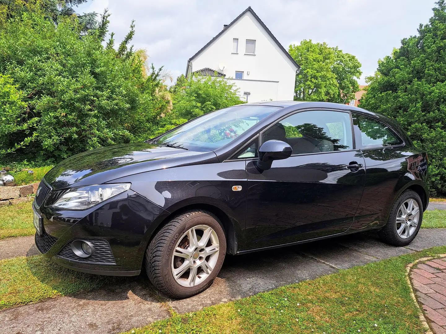 SEAT Ibiza SC 1.6 16V Style Schwarz - 1