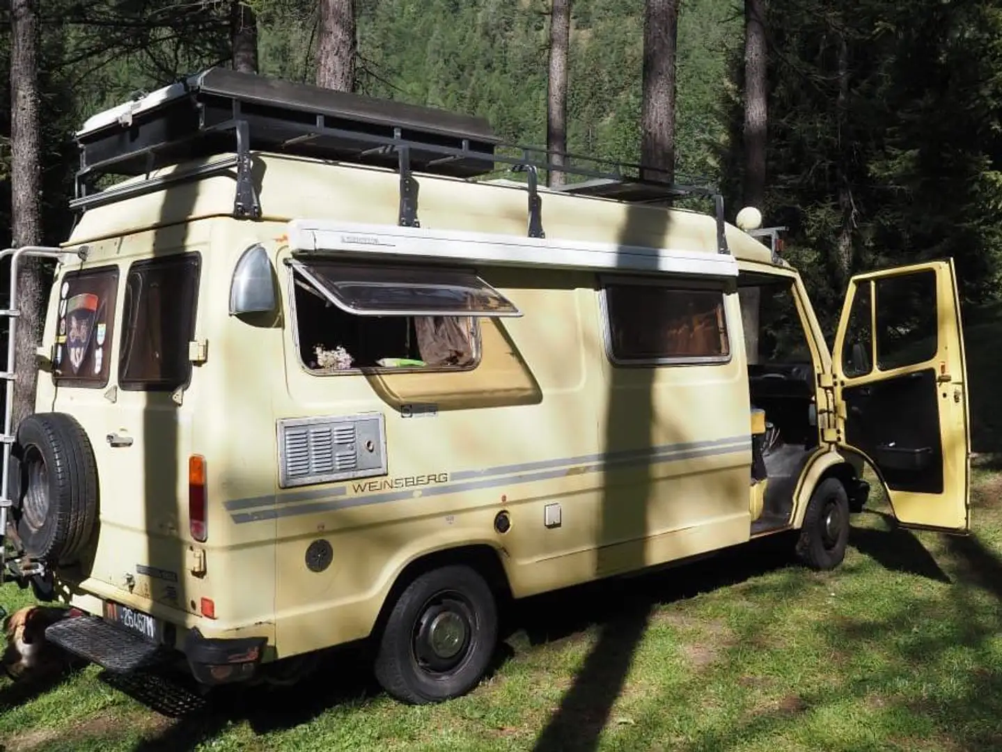 Mercedes-Benz T1 Жовтий - 2