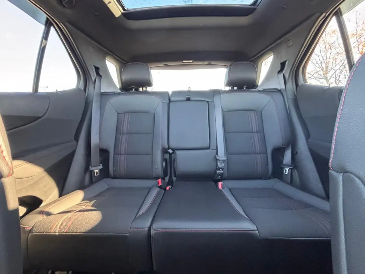 Chevrolet Equinox снимка Chevrolet Equinox