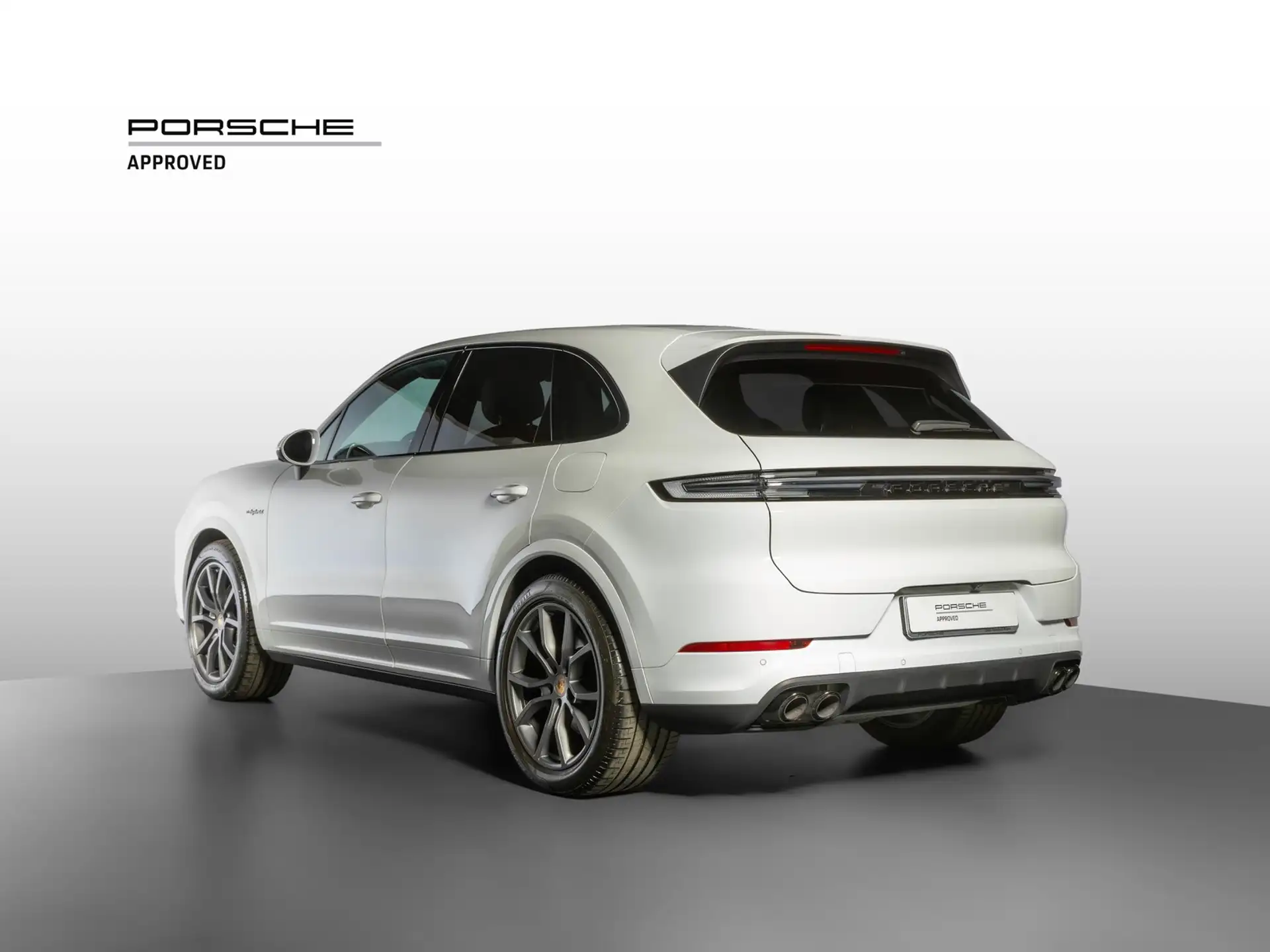 포르쉐 Porsche Cayenne 2025 흰색 사진 3