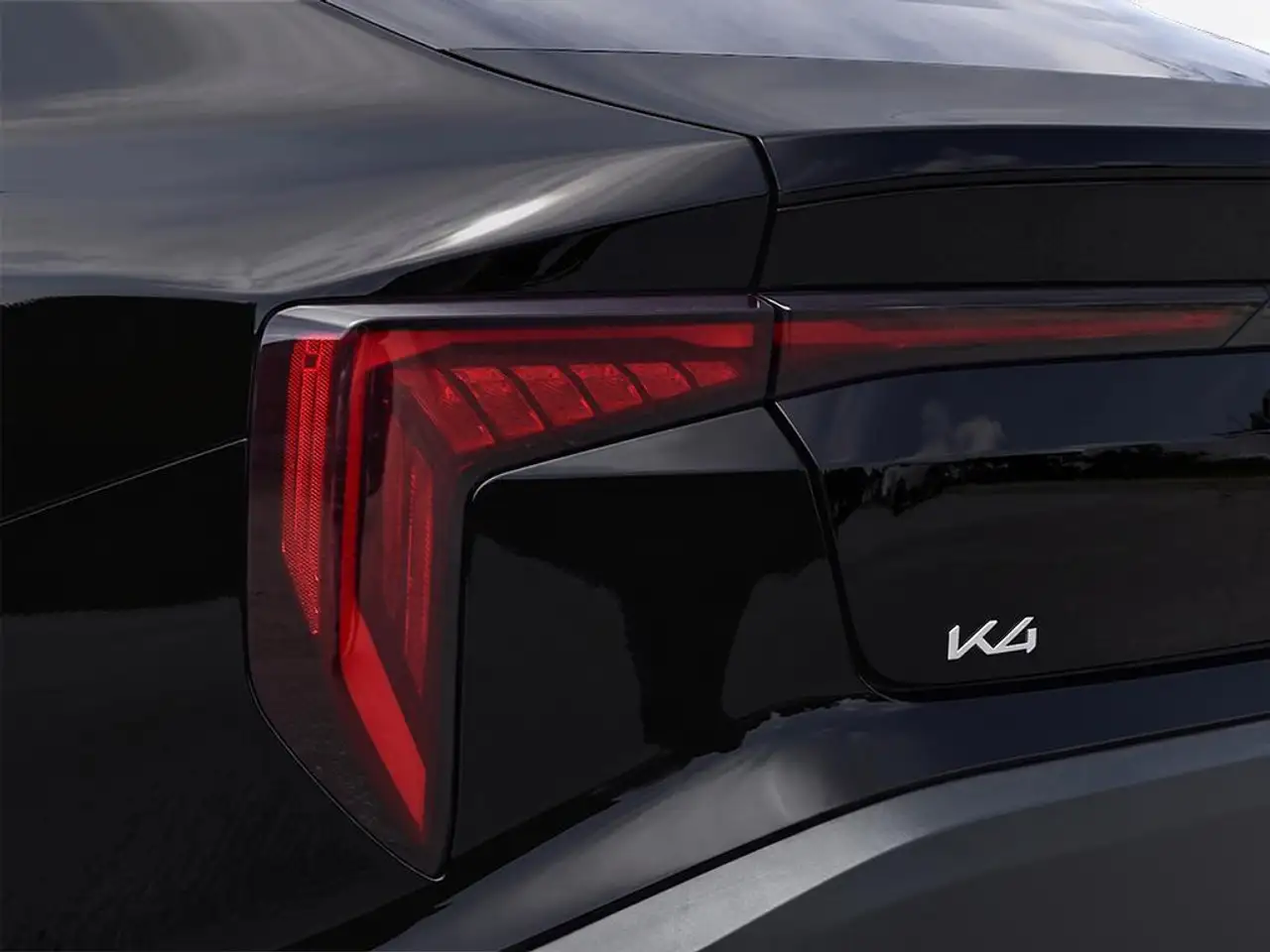 Kia K4 снимка Kia K4