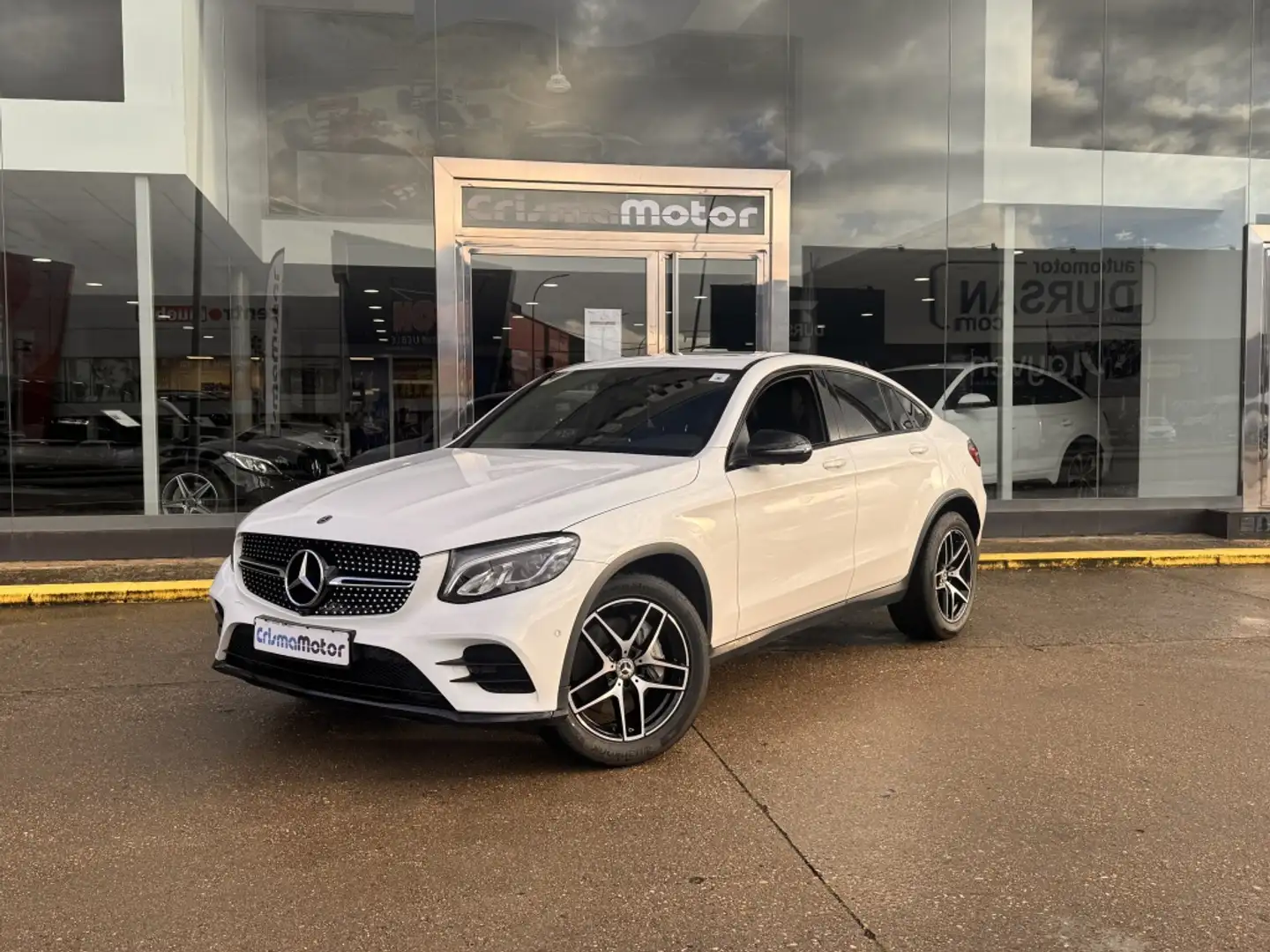 Mercedes-Benz GLC 220 Coupé 220d 4Matic Aut. Blanc - 1