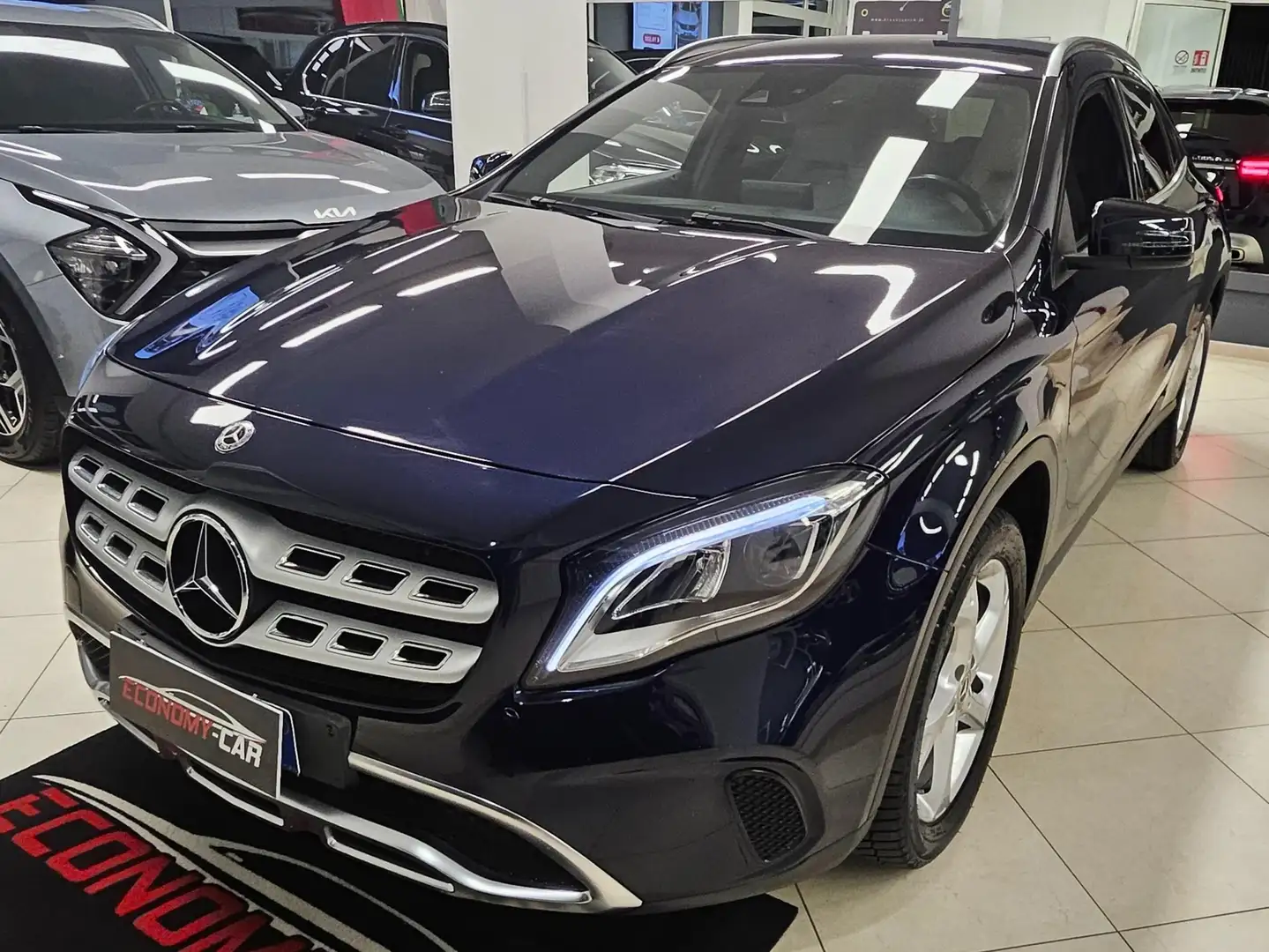 Mercedes-Benz GLA 200 Blu/Azzurro - 2