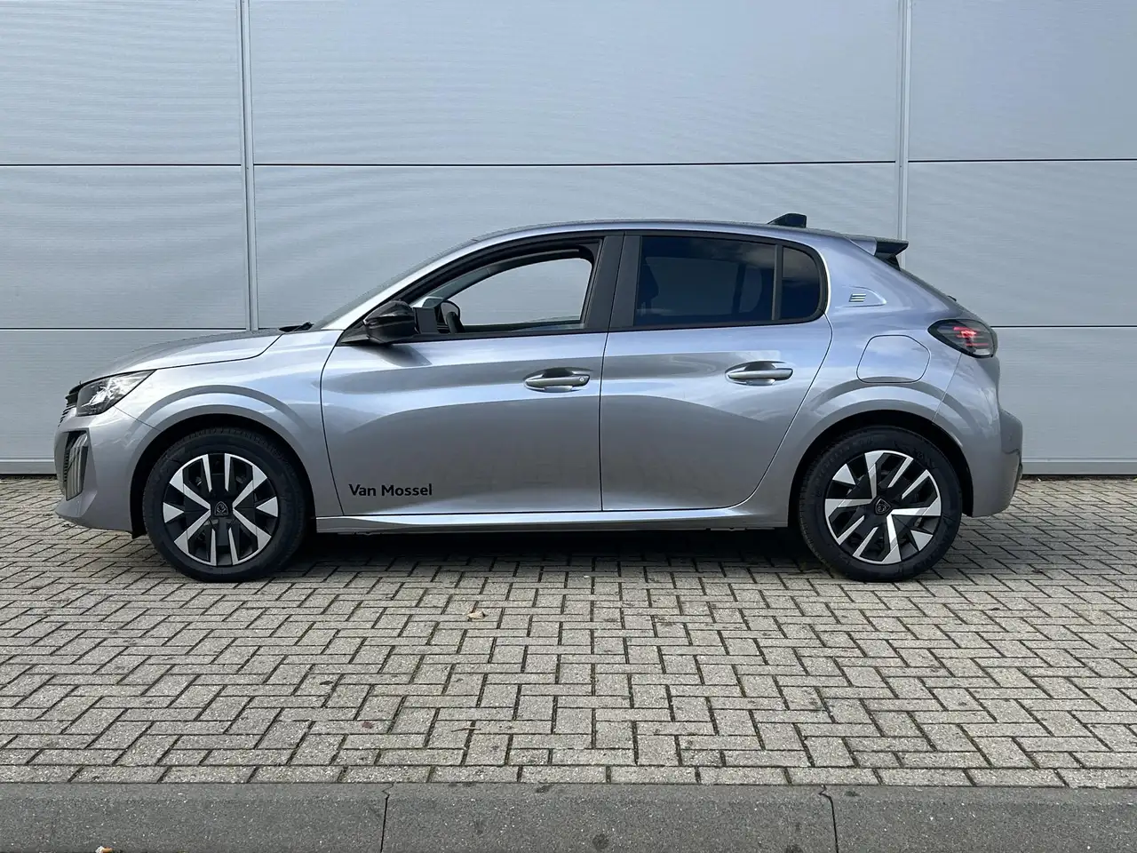 Peugeot e-208 2026