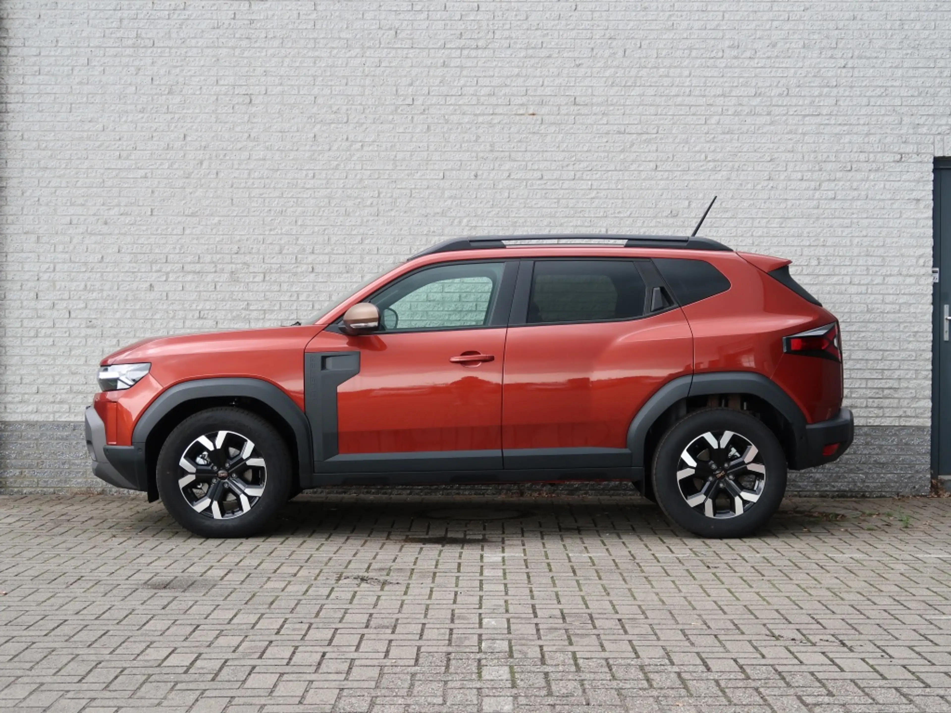 Dacia Duster 1.6 E-TECH Hybrid 140 Extreme | Navi | Stoel-/Stuu — photo 5