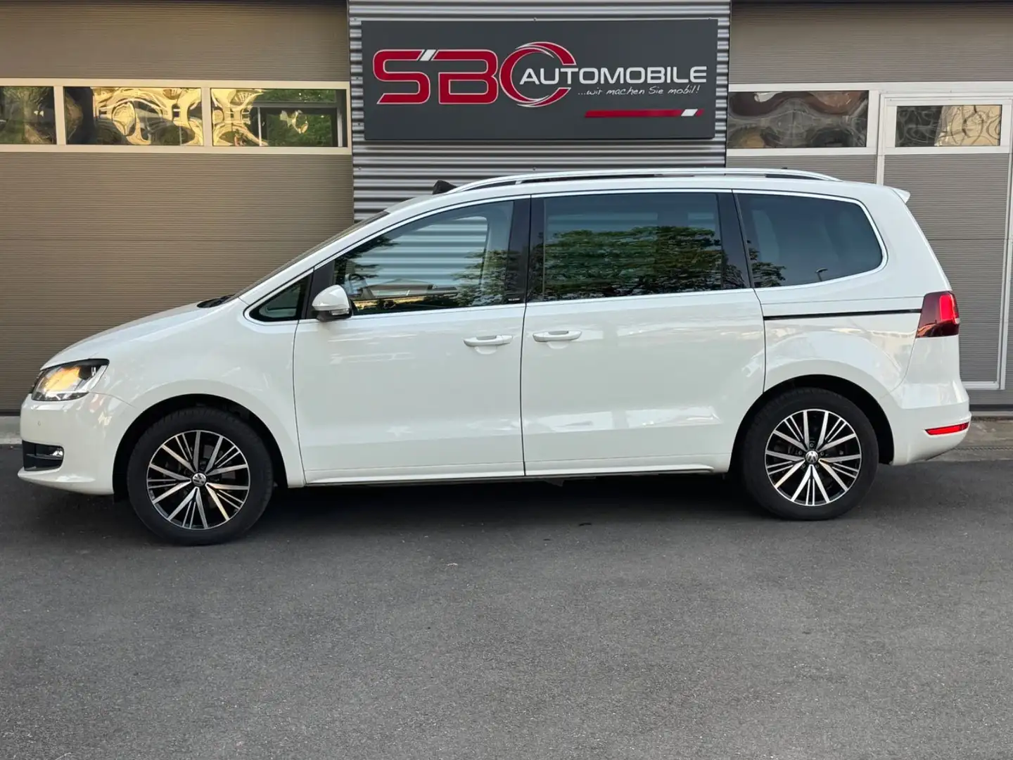 Volkswagen Sharan Comfortline BMT Weiß - 2