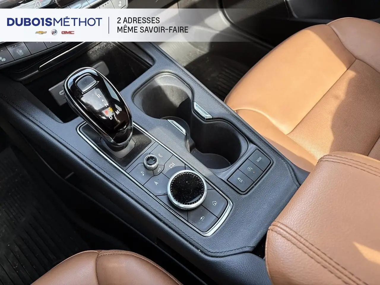Cadillac XT4 снимка Cadillac XT4