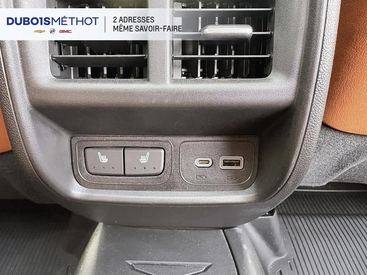 Cadillac XT4 снимка Cadillac XT4