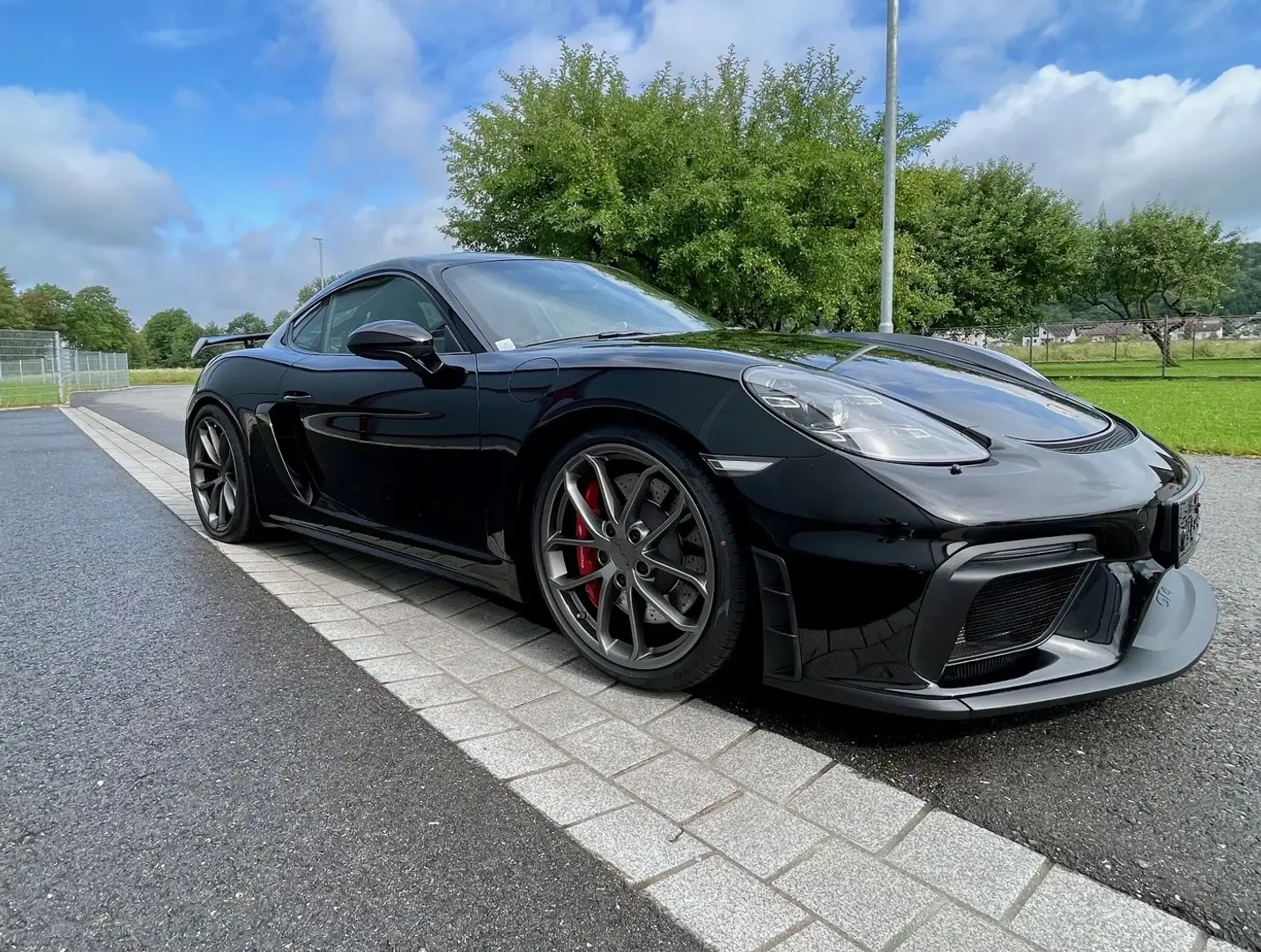 Porsche Cayman *Porsche-Appproved* Clubsport GT4 - 718 Cayman GT4 Schwarz - 1