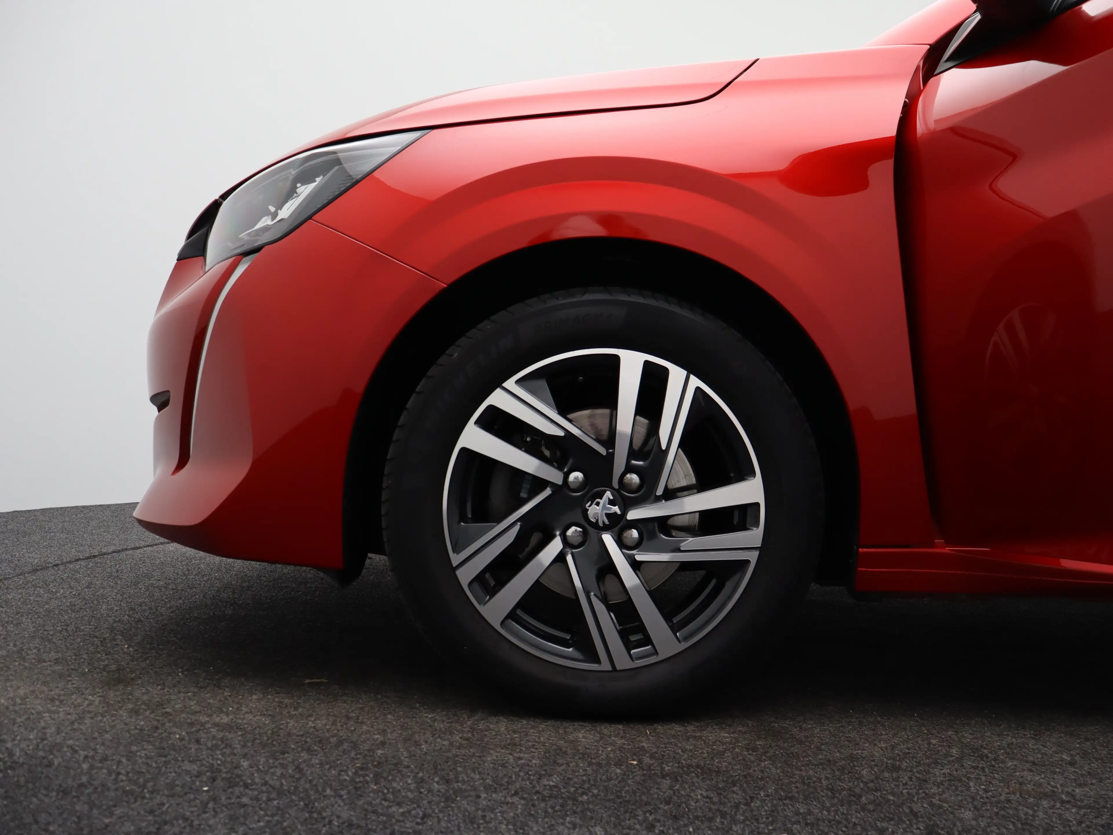 Peugeot 208 1.2 PureTech Allure Pack | Carplay | PDC | Camera — photo 17