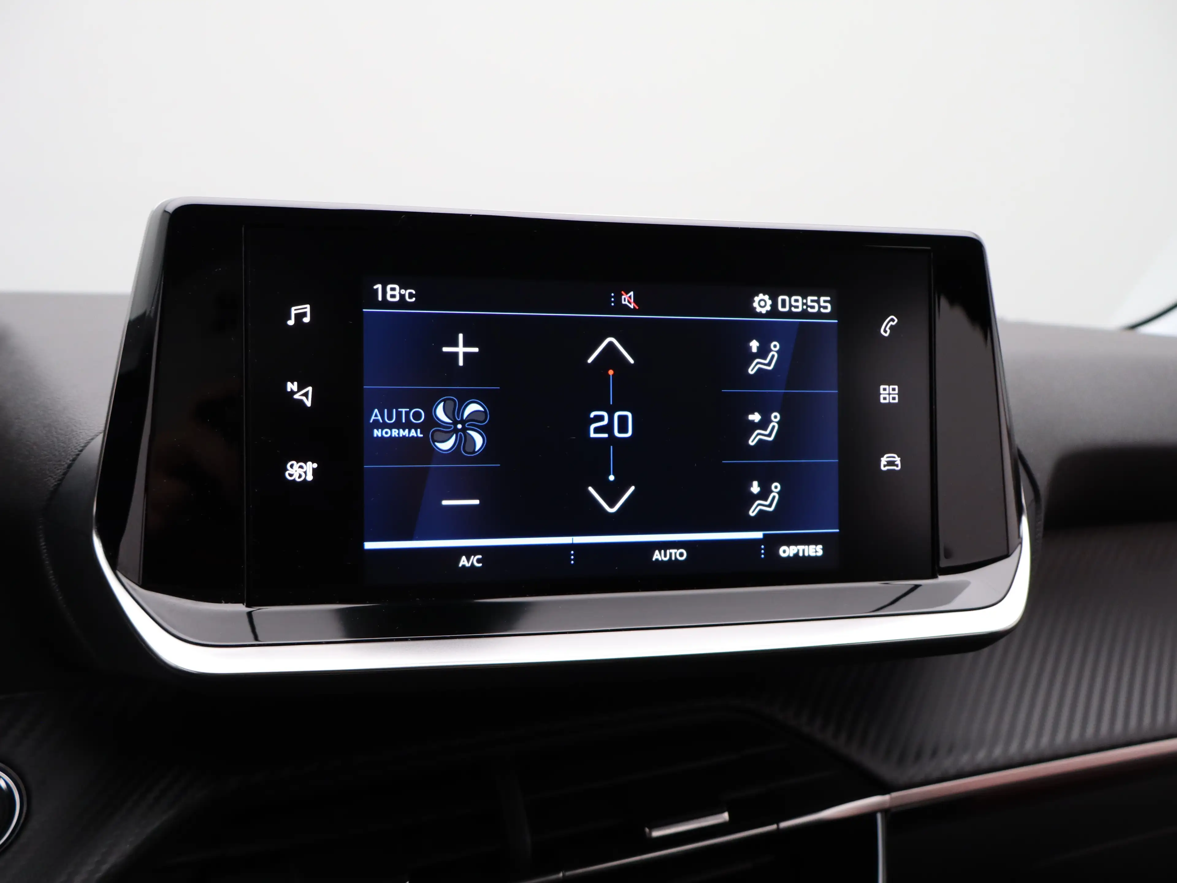 Peugeot 208 1.2 PureTech Allure Pack | Carplay | PDC | Camera — photo 24