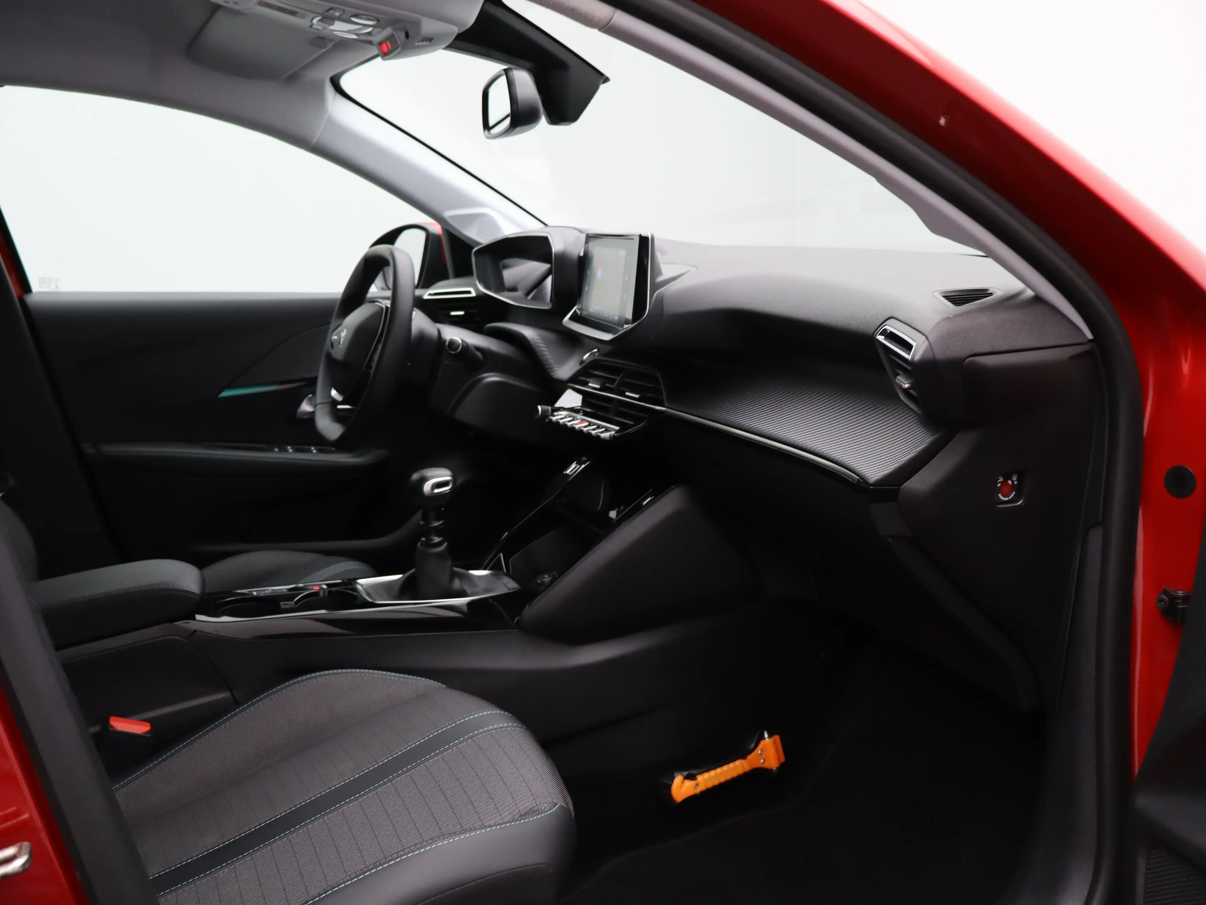 Peugeot 208 1.2 PureTech Allure Pack | Carplay | PDC | Camera — photo 32