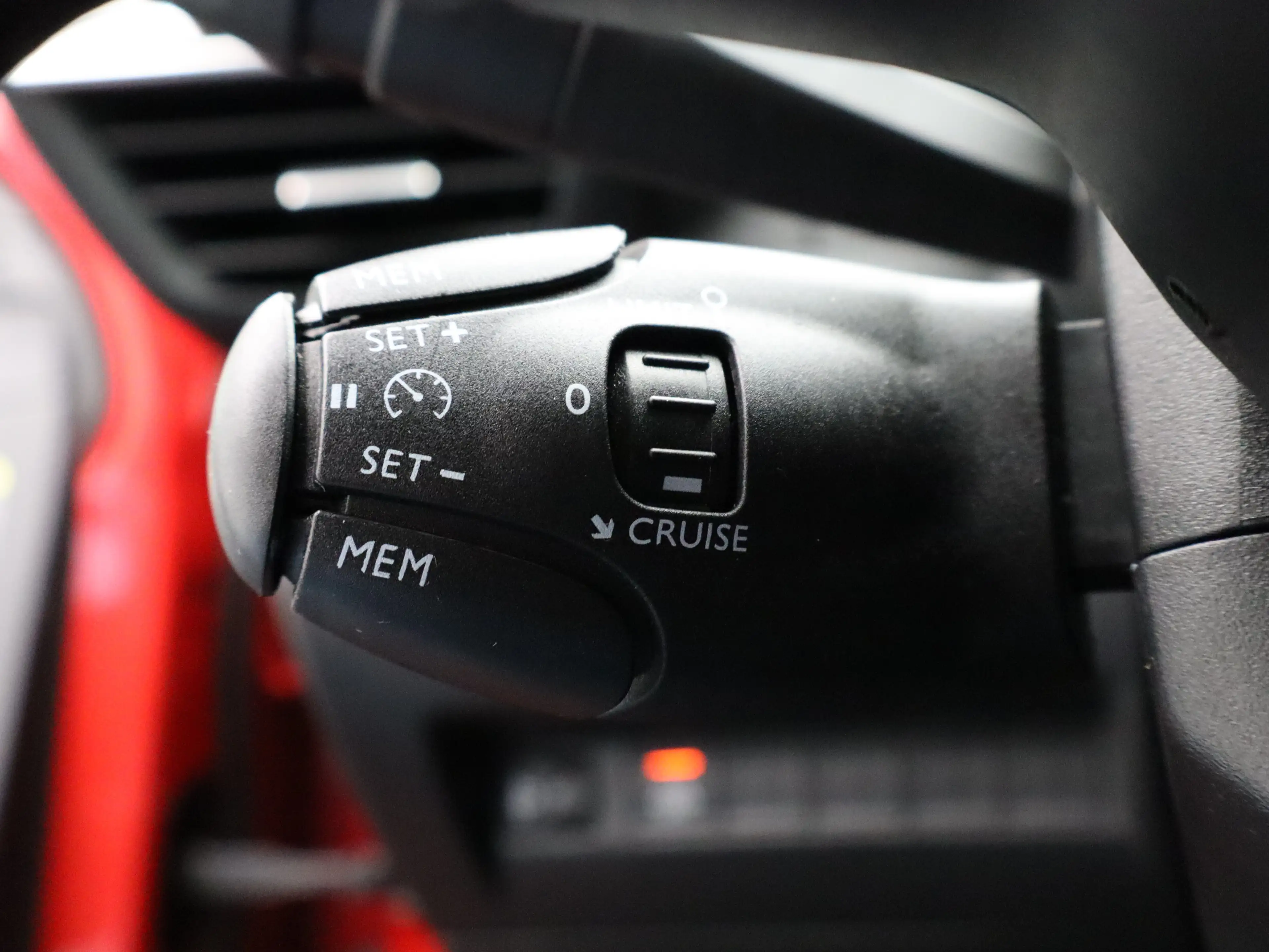 Peugeot 208 1.2 PureTech Allure Pack | Carplay | PDC | Camera — photo 26